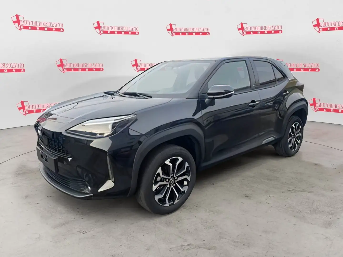 Toyota Yaris Cross Yaris Cross 1.5 Hybrid 130 CV 5p. E-CVT Trend Negro - 1