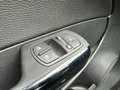 Opel Corsa 1.4-16V Cosmo / LEDER / STOEL-STUUR VERWARMING / A Zwart - thumbnail 9