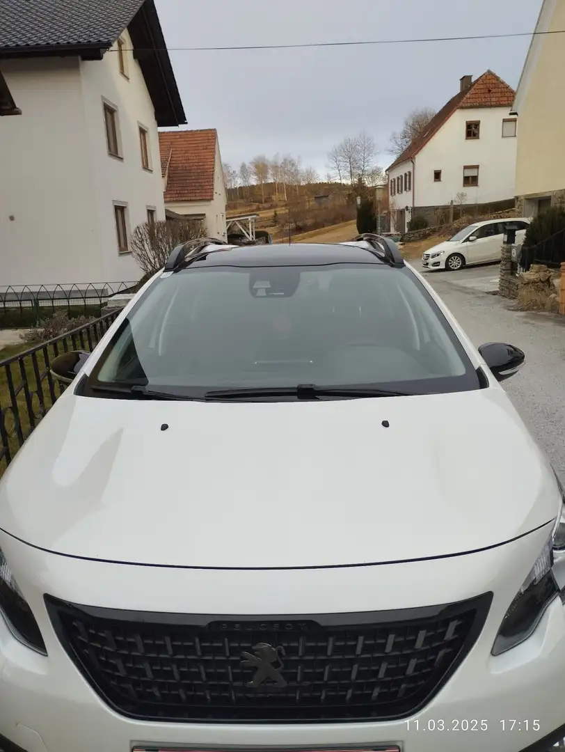 Peugeot 2008 GTLI.PT130 Allure Weiß - 2