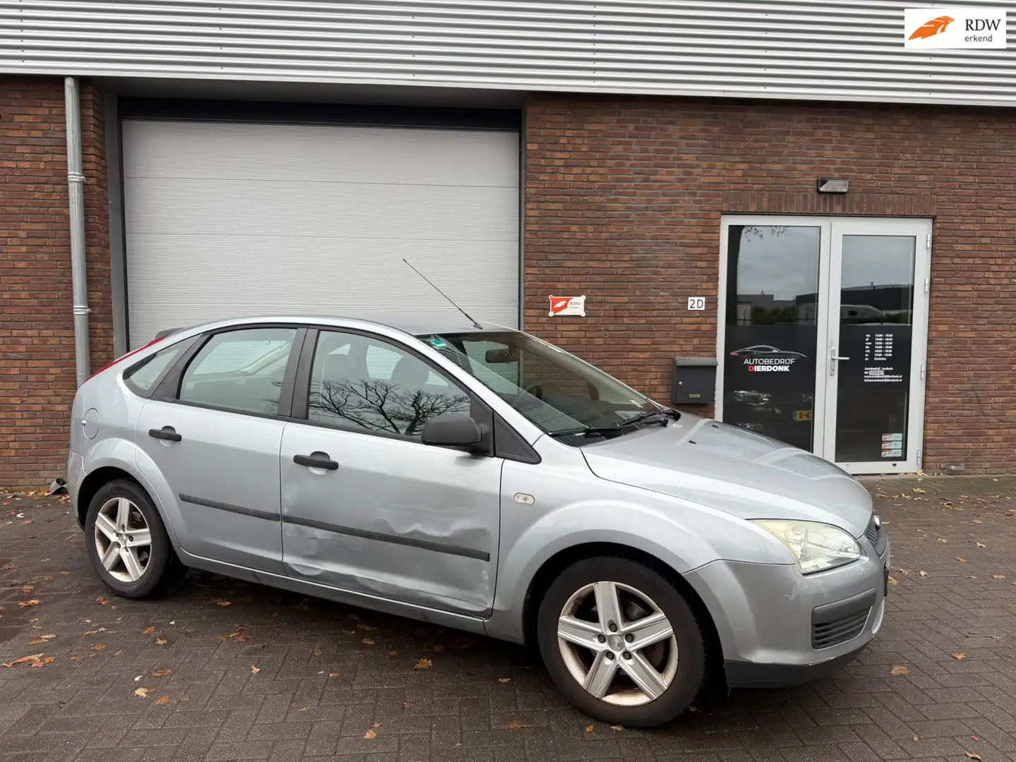 Ford Focus 1.6-16V Trend|AIRCO|NIEUWE APK Grigio - 1