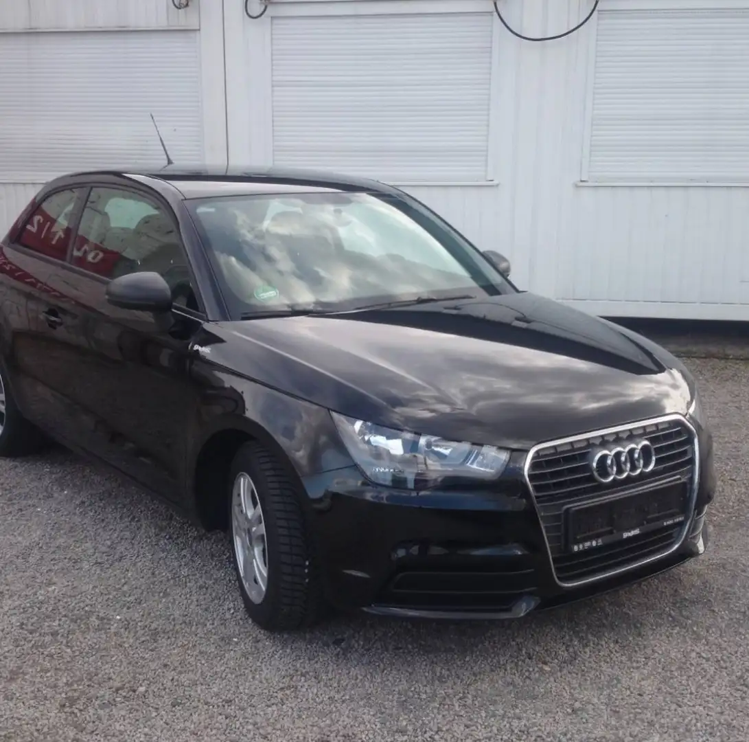 Audi A1 attraction Schwarz - 2