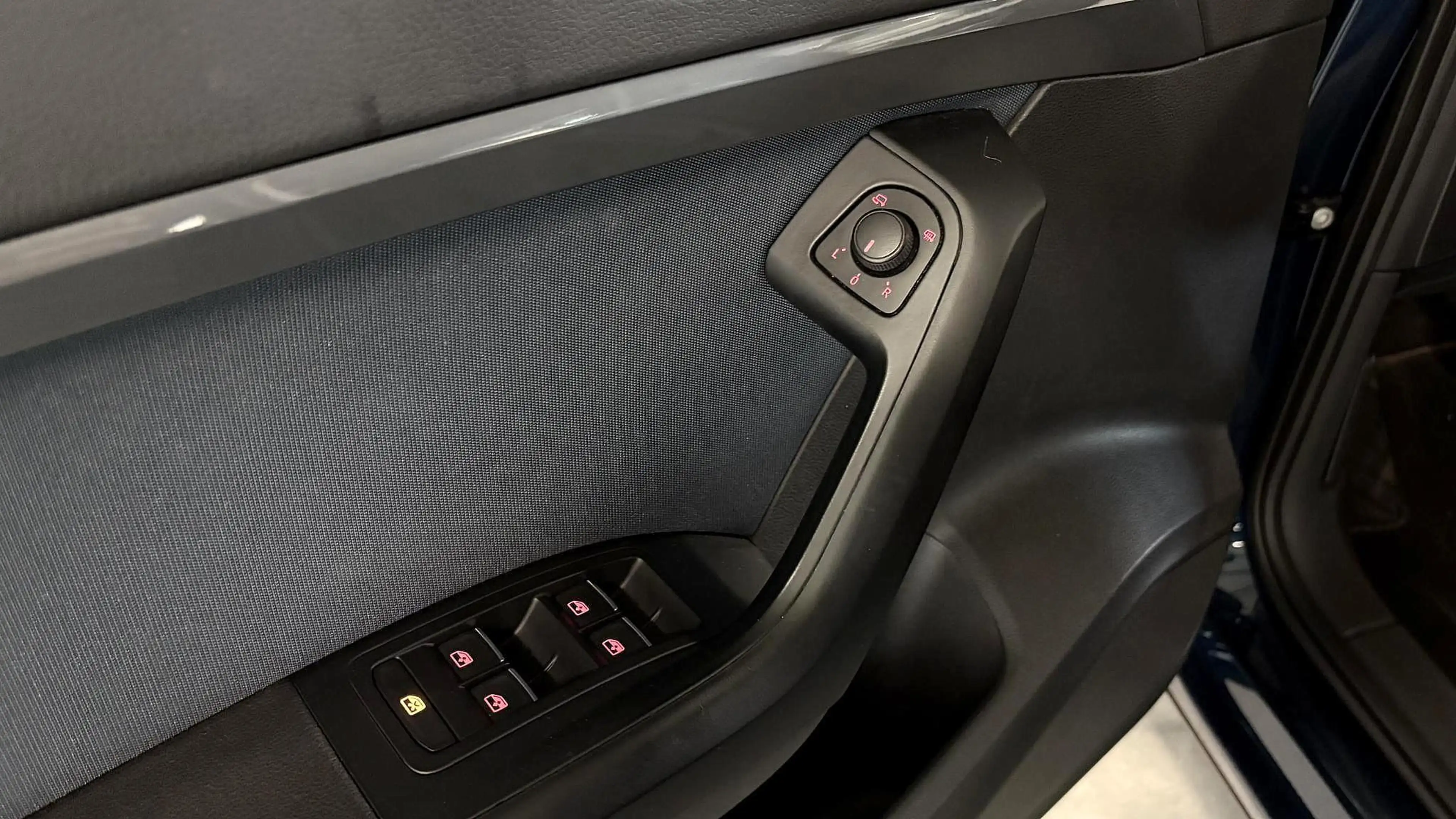 SEAT Ateca 1.4 EcoTSI Style | Trekhaak | Complete onderhoudsh — photo 9