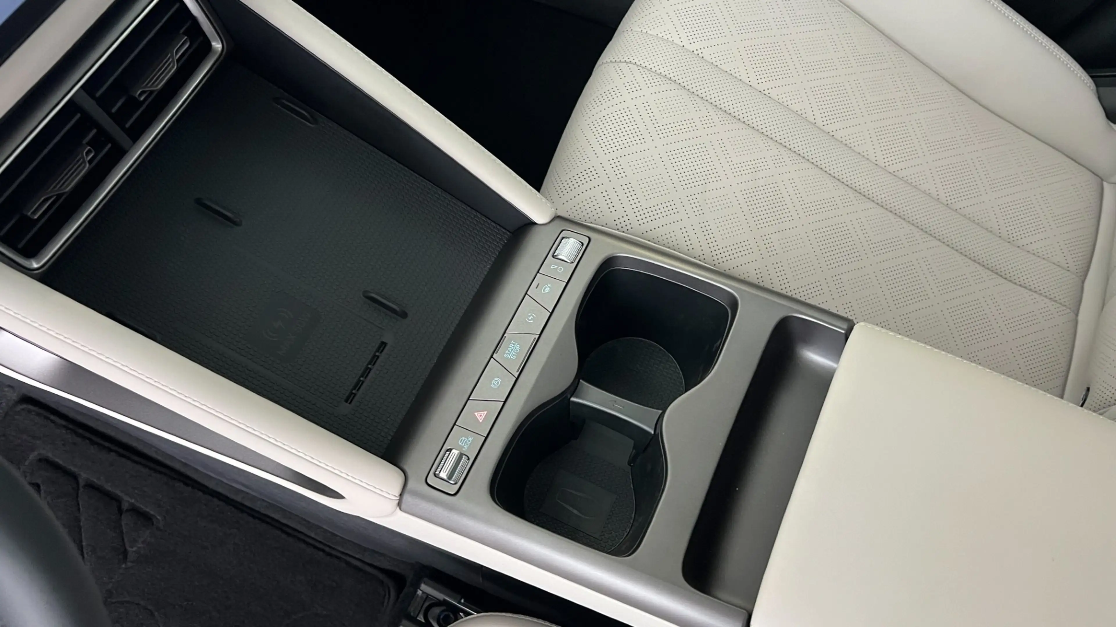 BYD Atto 2 Comfort — photo 10