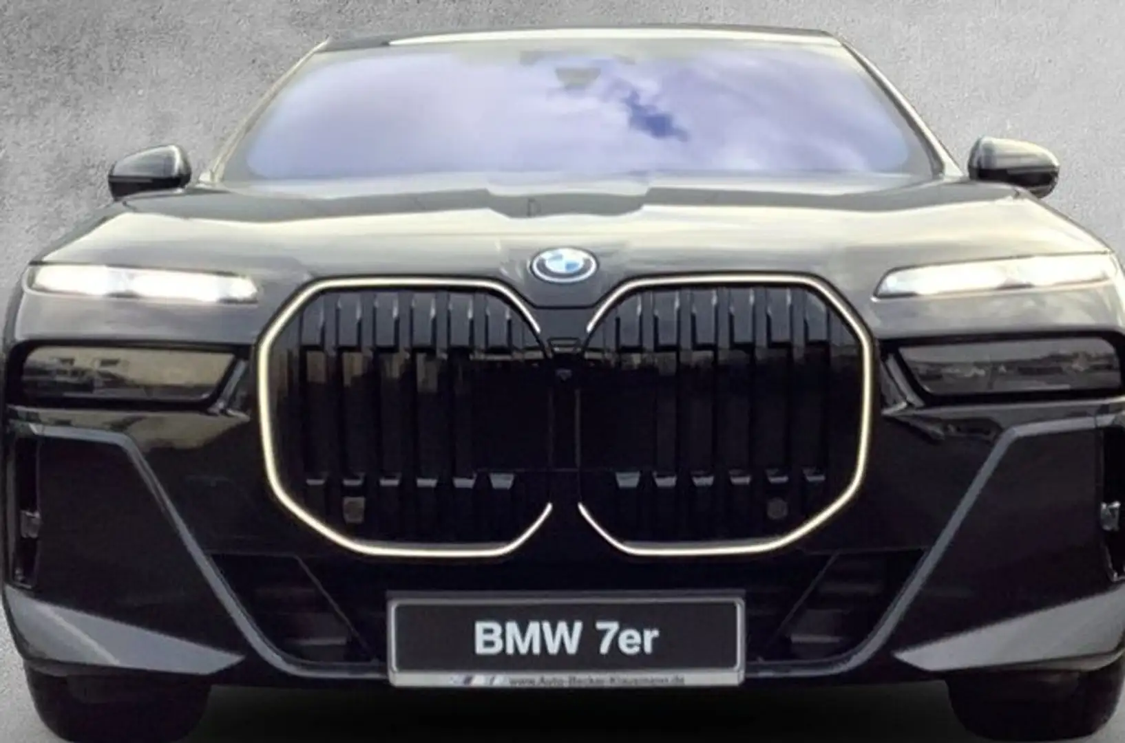 BMW 750 750e xDrive M Sport Pro Negro - 2