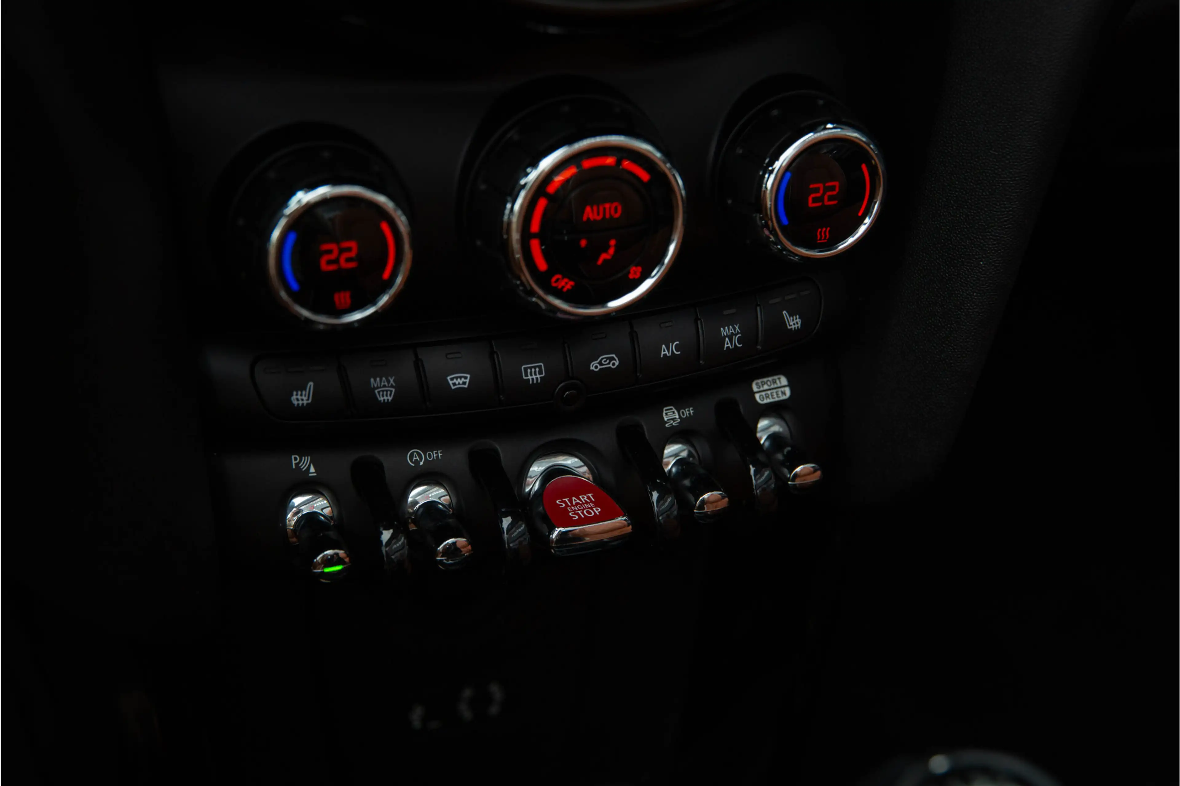 MINI Cooper S Cabrio 2.0 Chili Serious Business , Adap. Cruise, H&K, St — photo 23