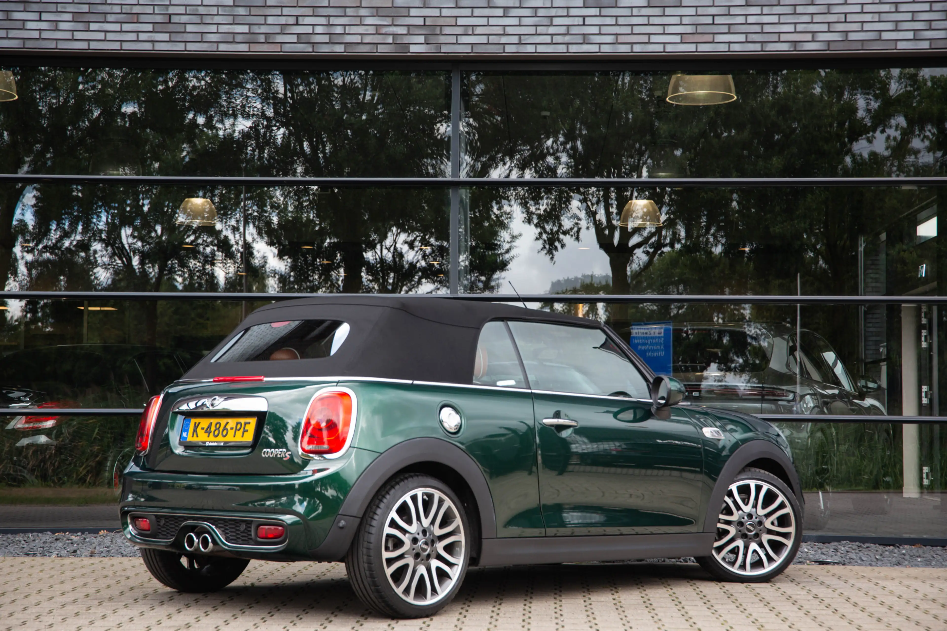 MINI Cooper S Cabrio 2.0 Chili Serious Business , Adap. Cruise, H&K, St — photo 7