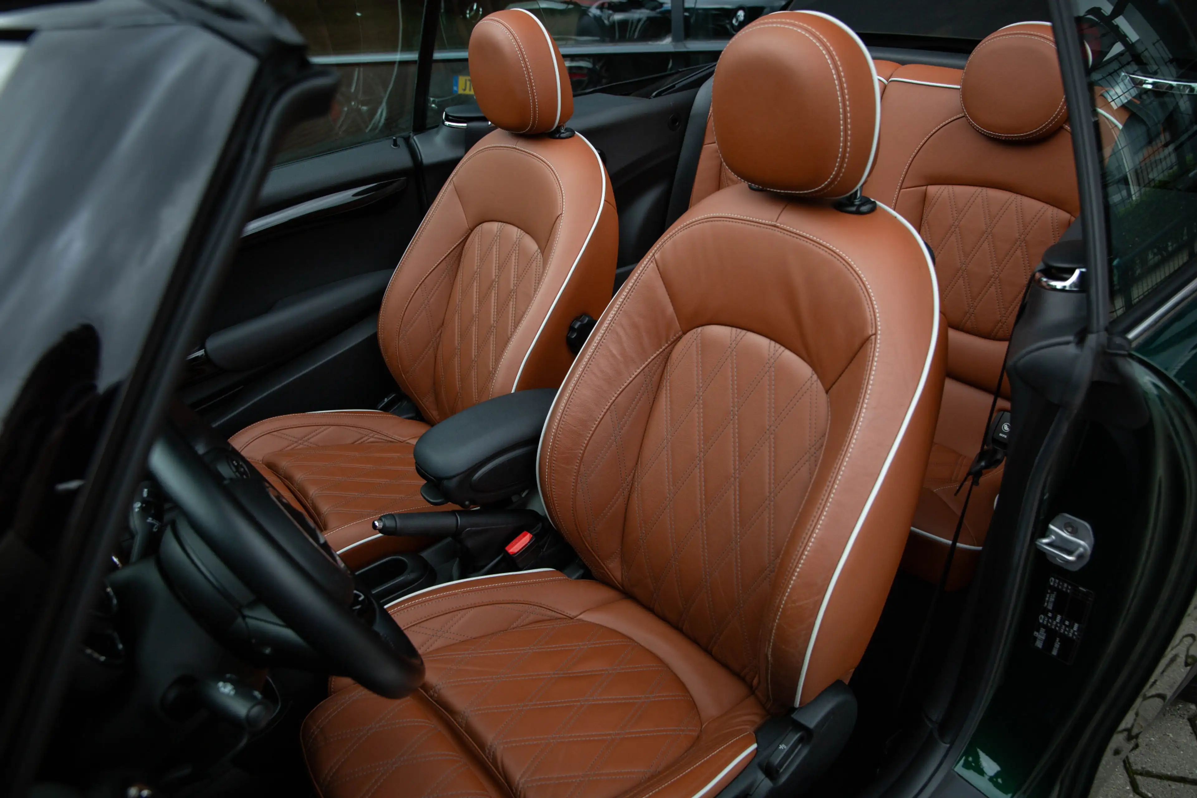 MINI Cooper S Cabrio 2.0 Chili Serious Business , Adap. Cruise, H&K, St — photo 4