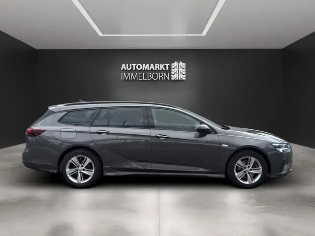 Opel Insignia view 7