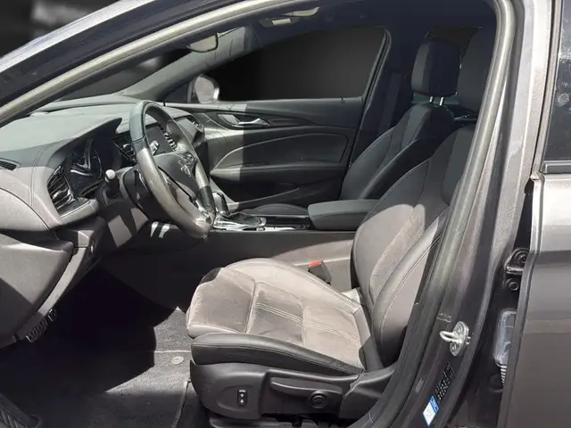 Opel Insignia view 13