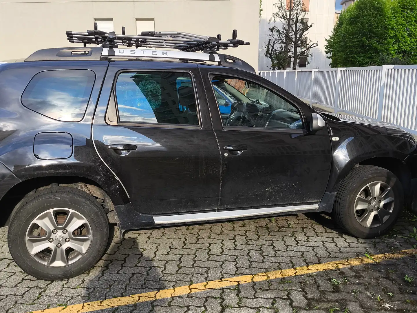 Dacia Duster Duster I 2014 1.6 Laureate Gpl 4x2 105cv Nero - 1
