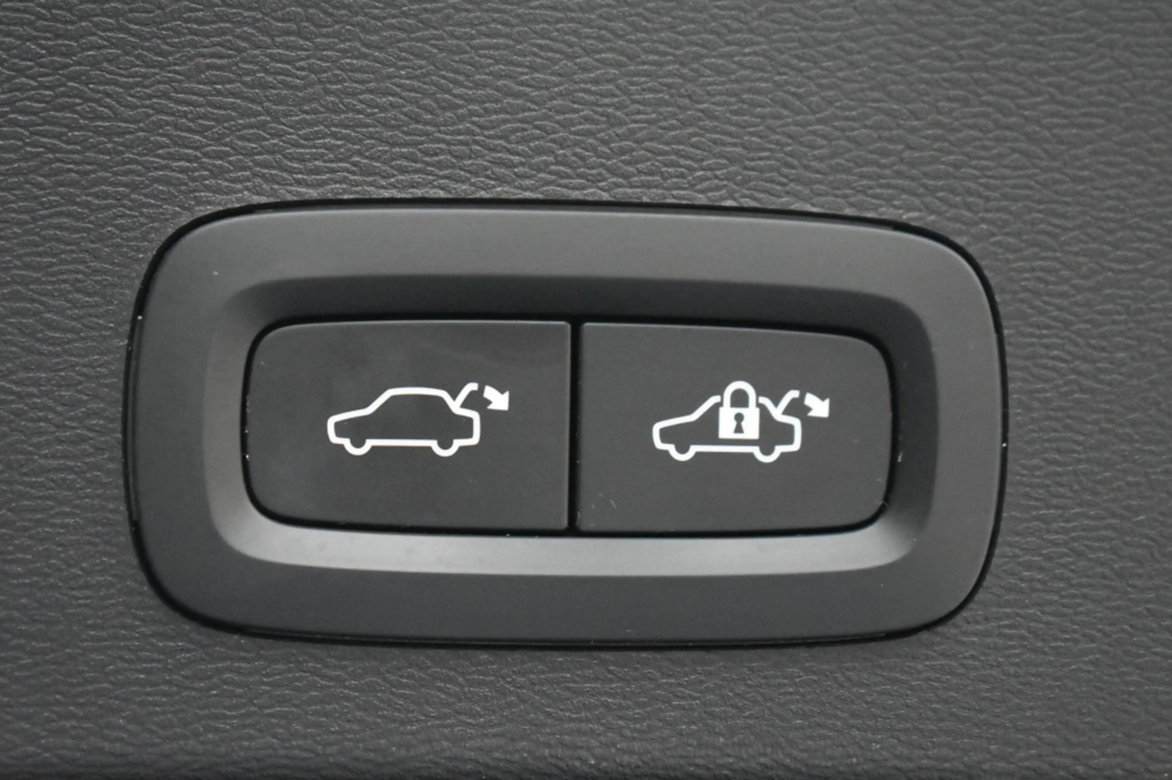 Volvo XC40 T4 211pk [Plug-in] Ultra Dark | Driver Assist | 20 — photo 42