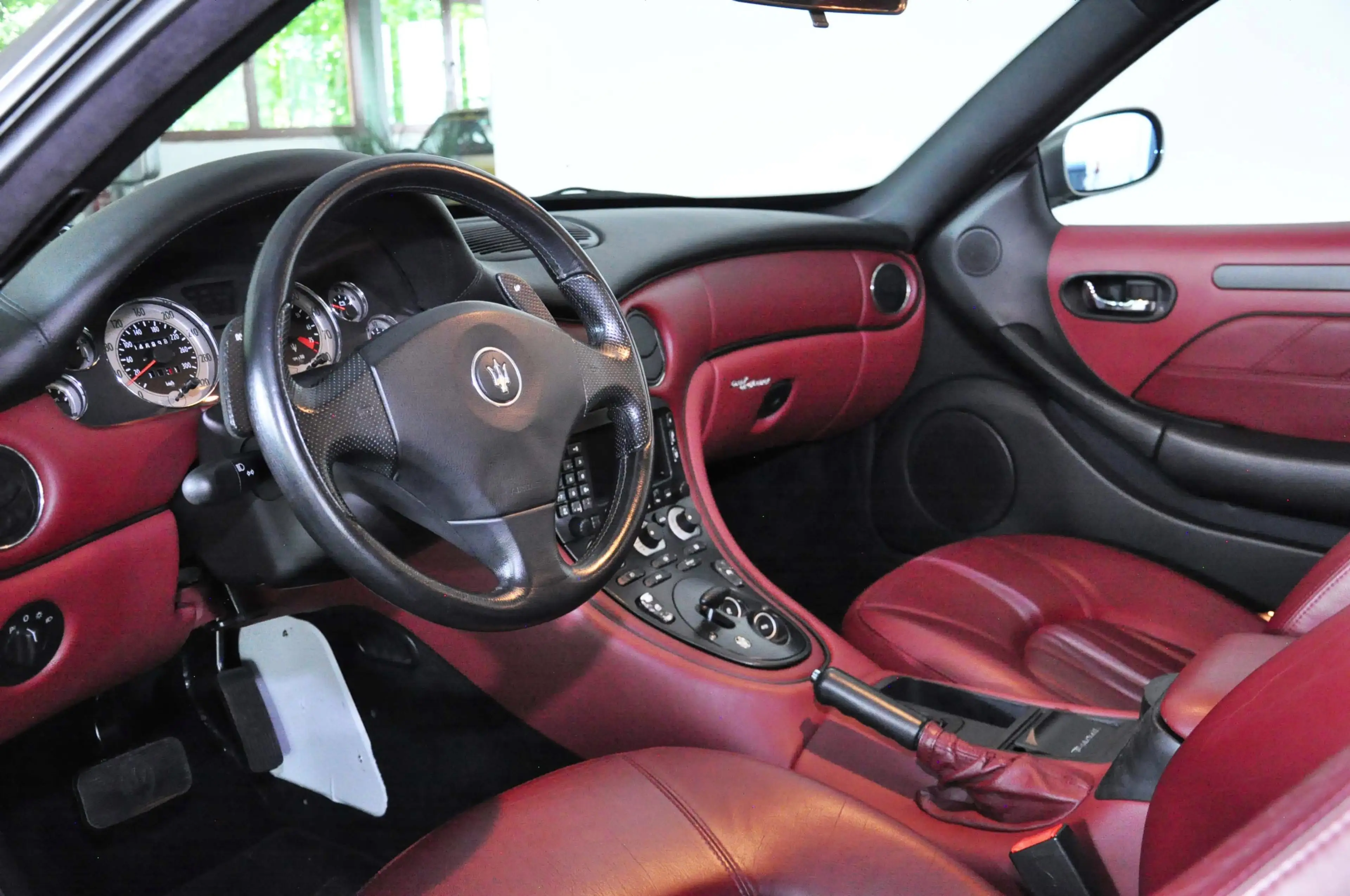 Maserati 4200 Cambiocorsa ! Erst 046.910 km ! TÜV 2027 ! — photo 7