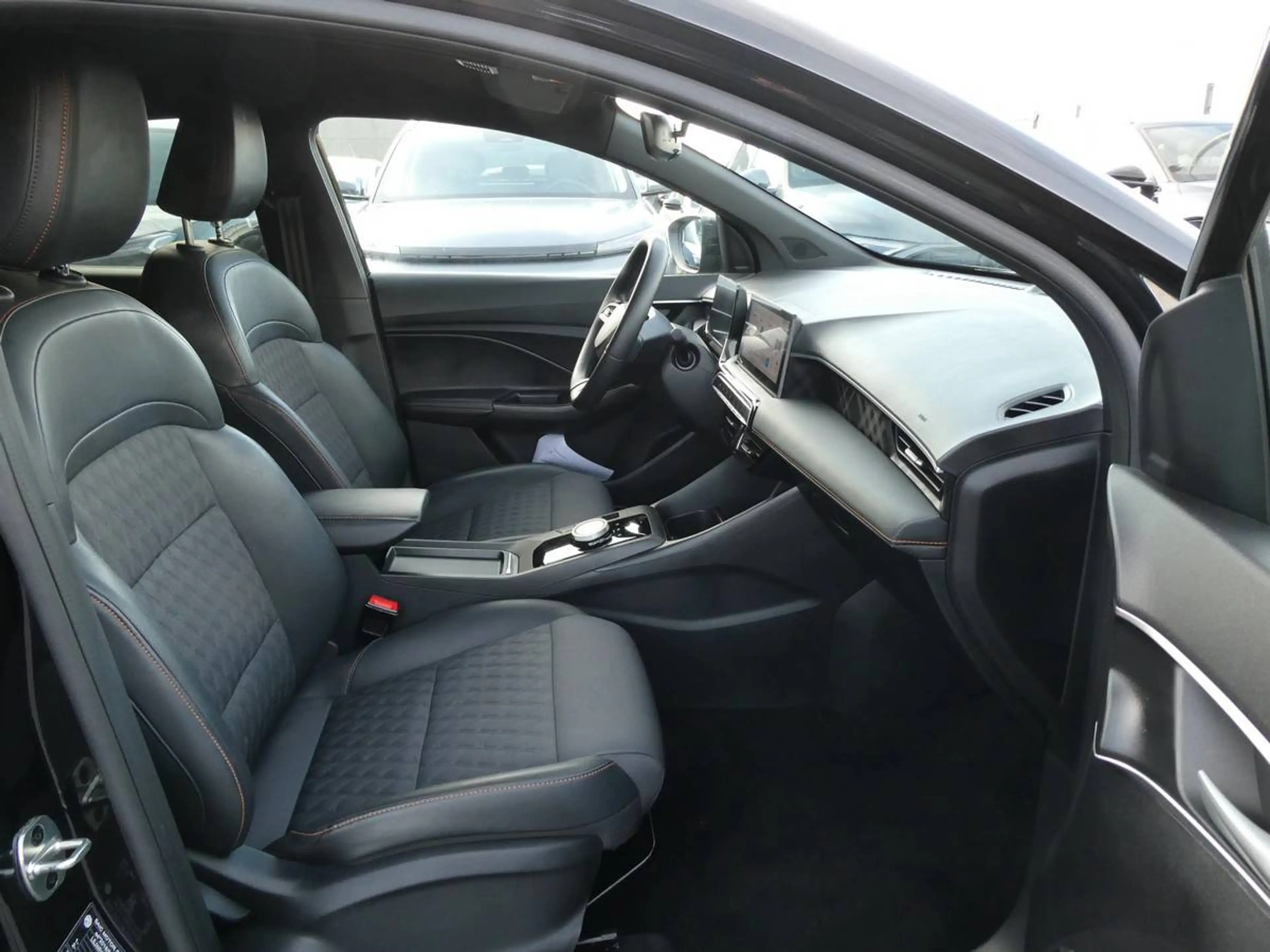 MG MG3 1.5 Hybrid+ 195pk Luxury Luxe 360 Cam BLIS ACC Leder '25 28000km (55731) — photo 8