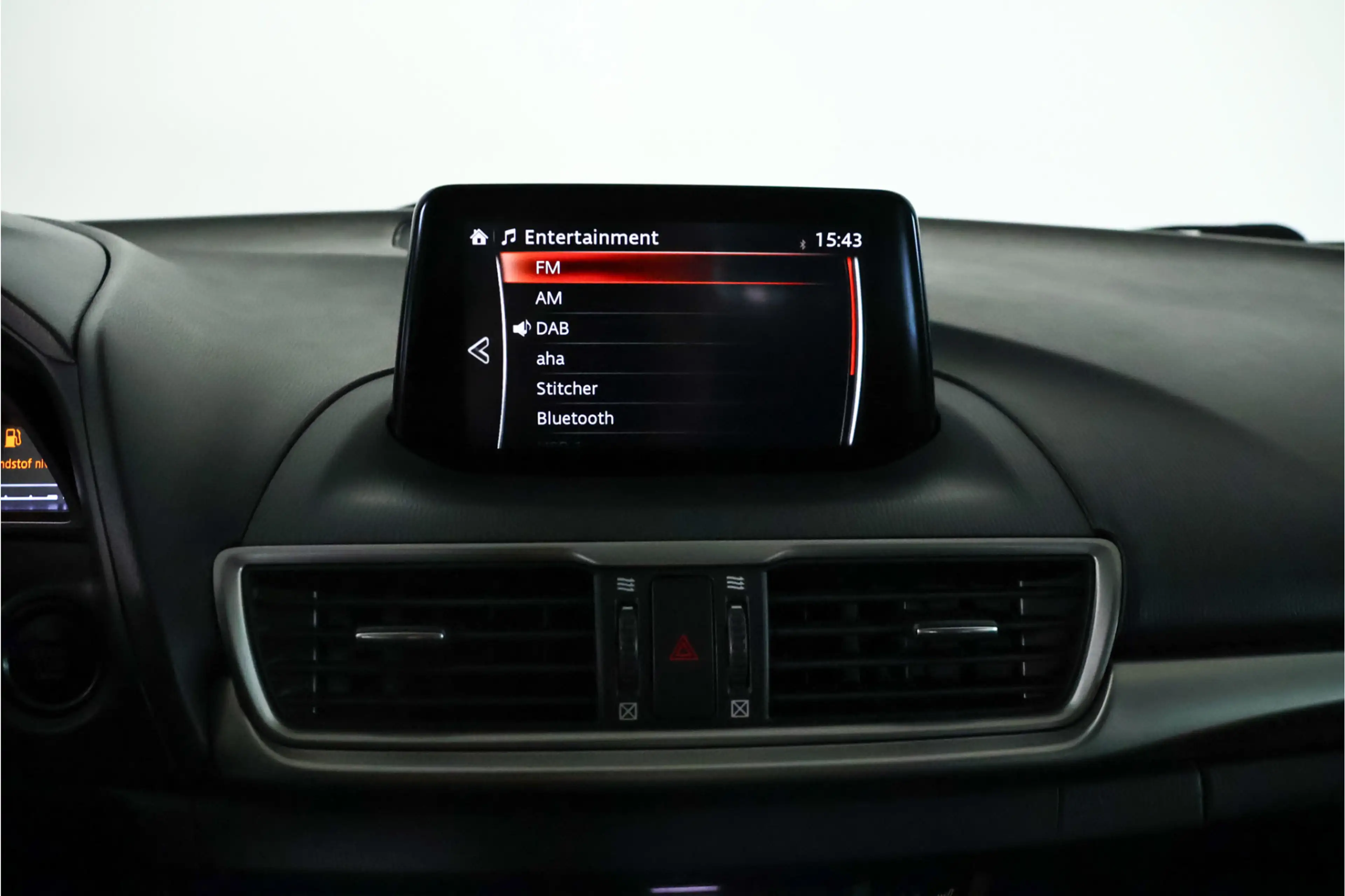 Mazda 3 2.0 SkyActiv-G 120 GT-M / Navi / LED / Clima / Cru — photo 19