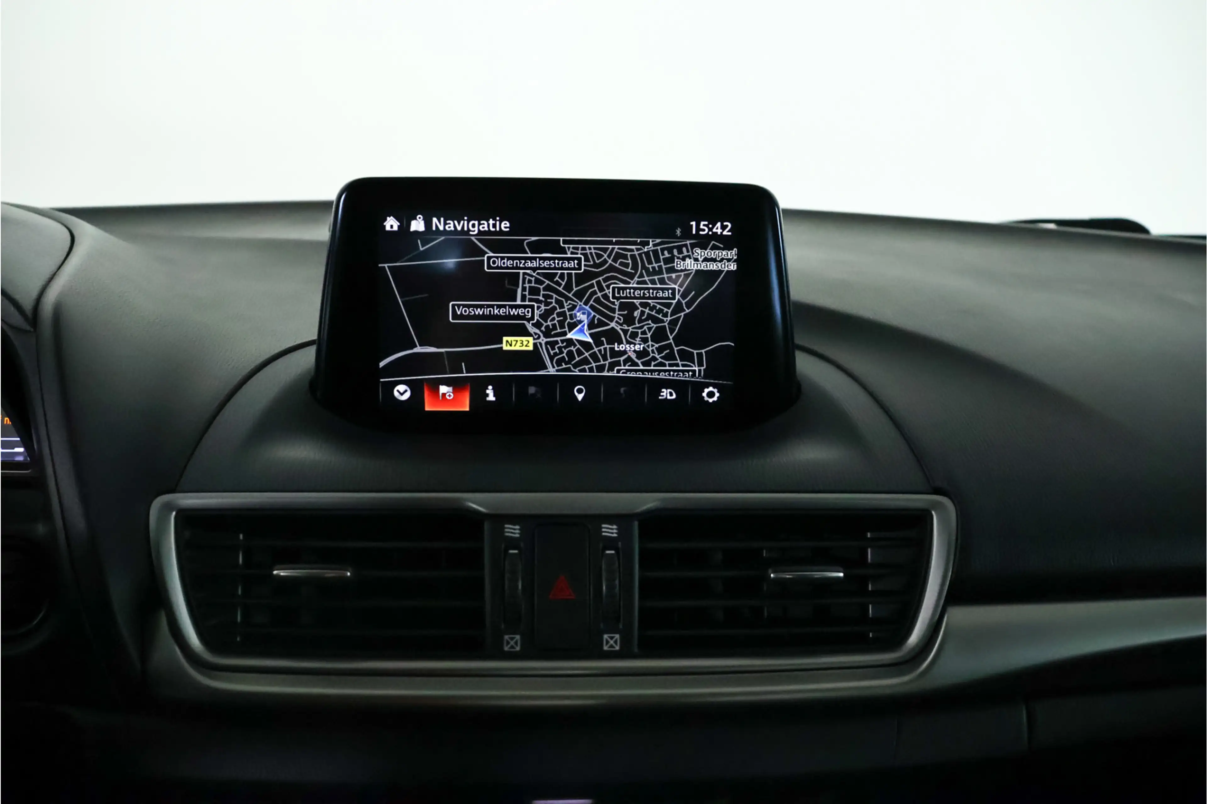 Mazda 3 2.0 SkyActiv-G 120 GT-M / Navi / LED / Clima / Cru — photo 13