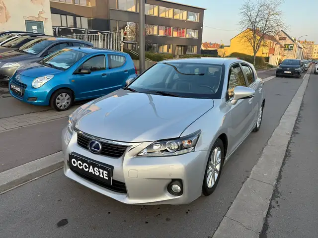 Lexus CT 200h CT 200h 1.8i E-CVT**12M GARANTIE**CARNET COMPLET**