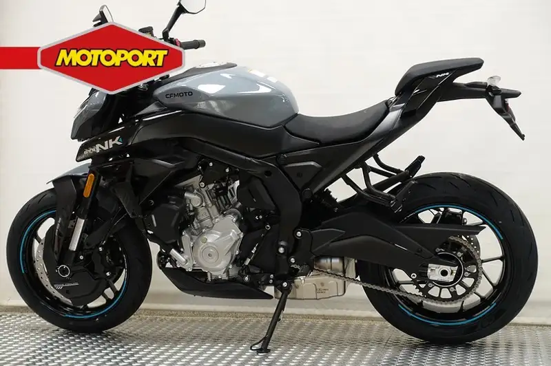 CFMOTO 675 NK - foto 7