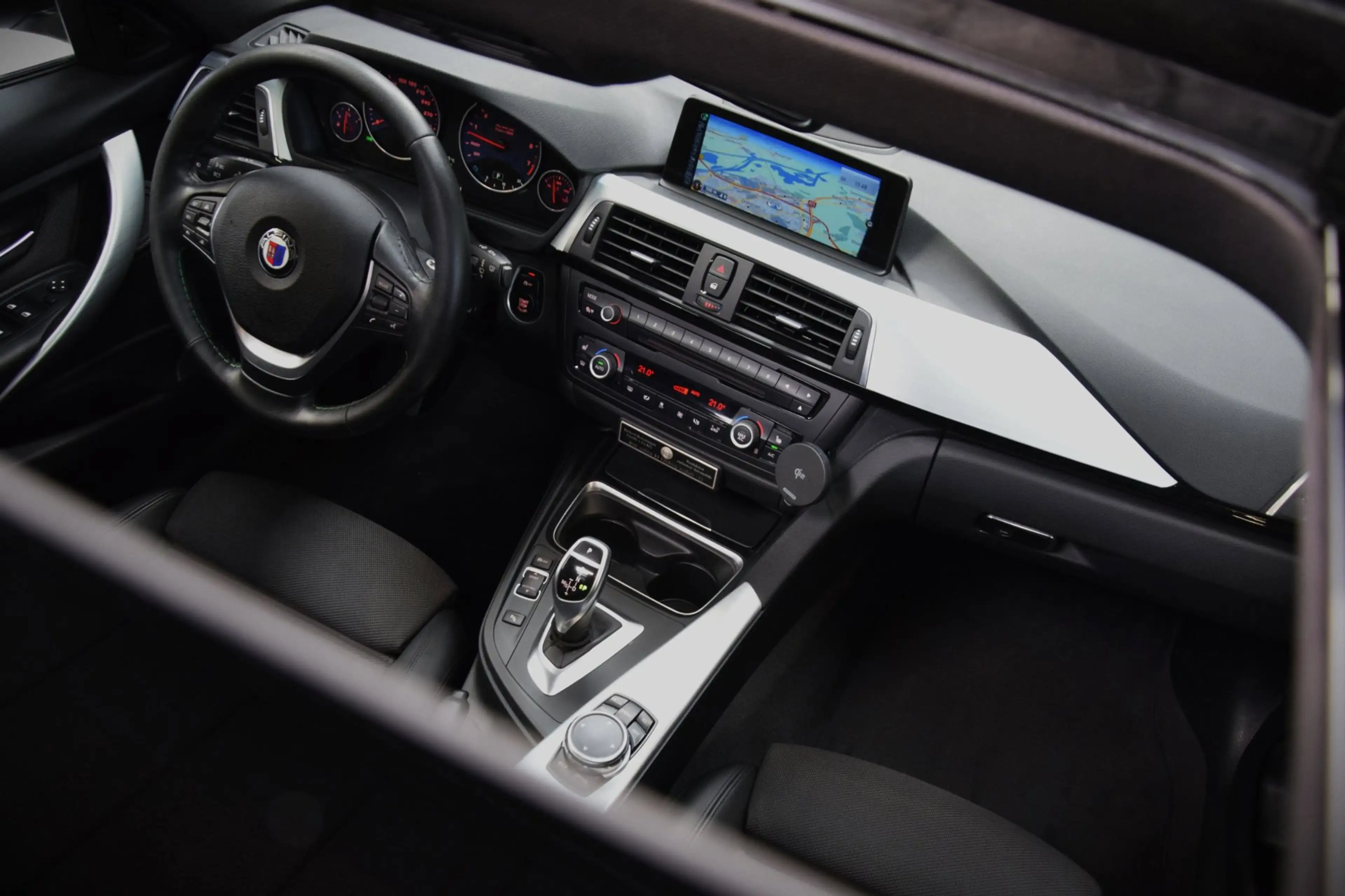 Alpina B3 BMW ALPINA BITURBO TOURING ALLRAD Panoramadak|Head — photo 14