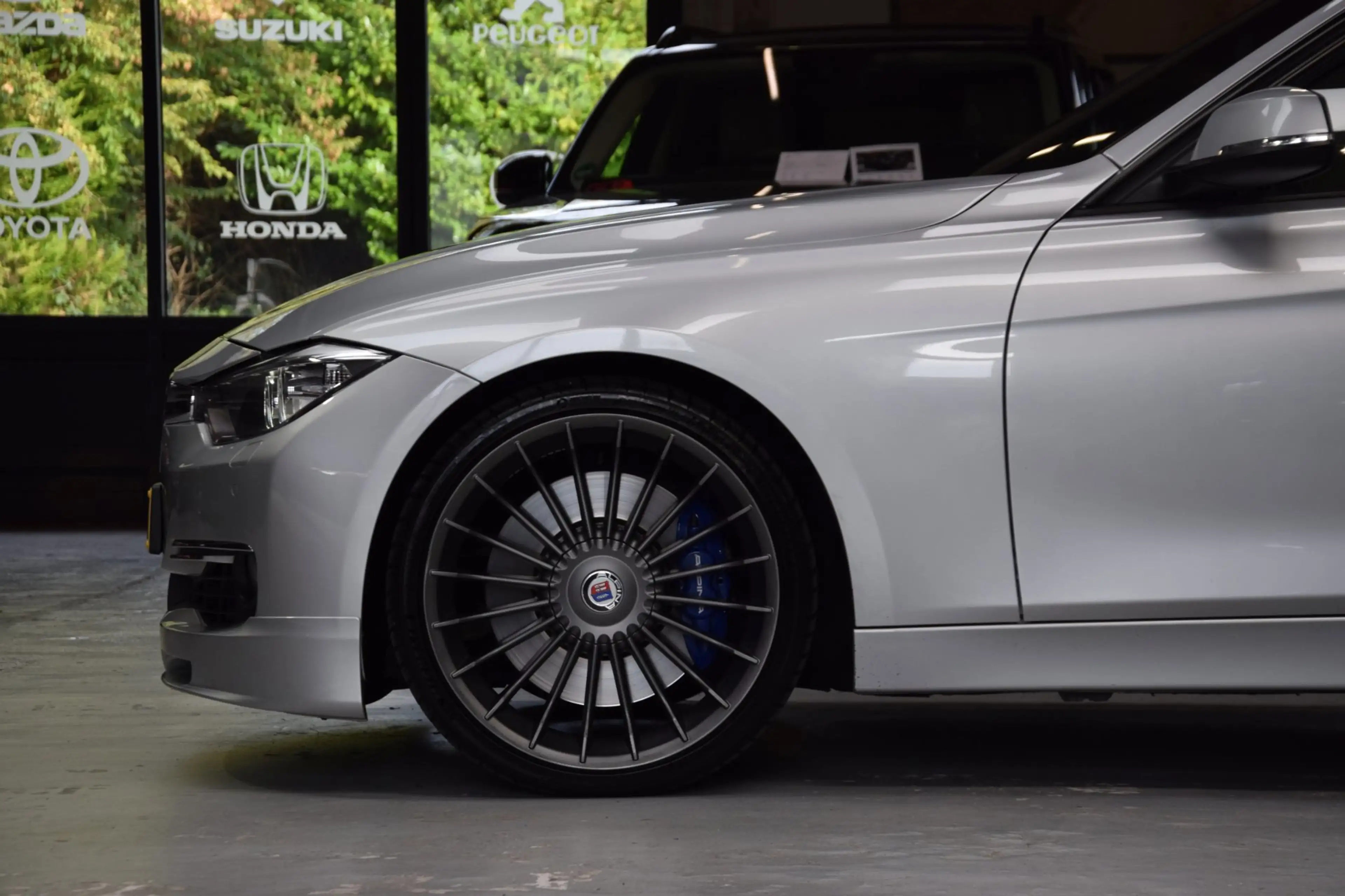 Alpina B3 BMW ALPINA BITURBO TOURING ALLRAD Panoramadak|Head — photo 10