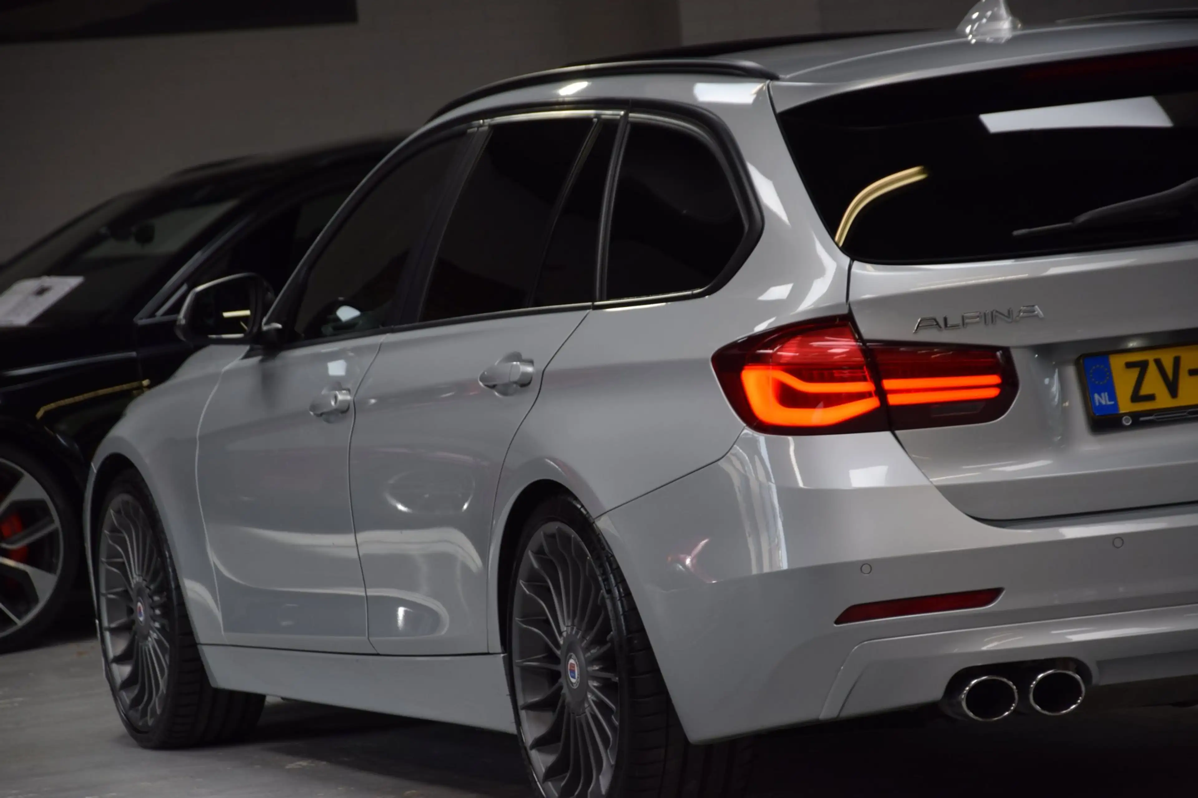 Alpina B3 BMW ALPINA BITURBO TOURING ALLRAD Panoramadak|Head — photo 35