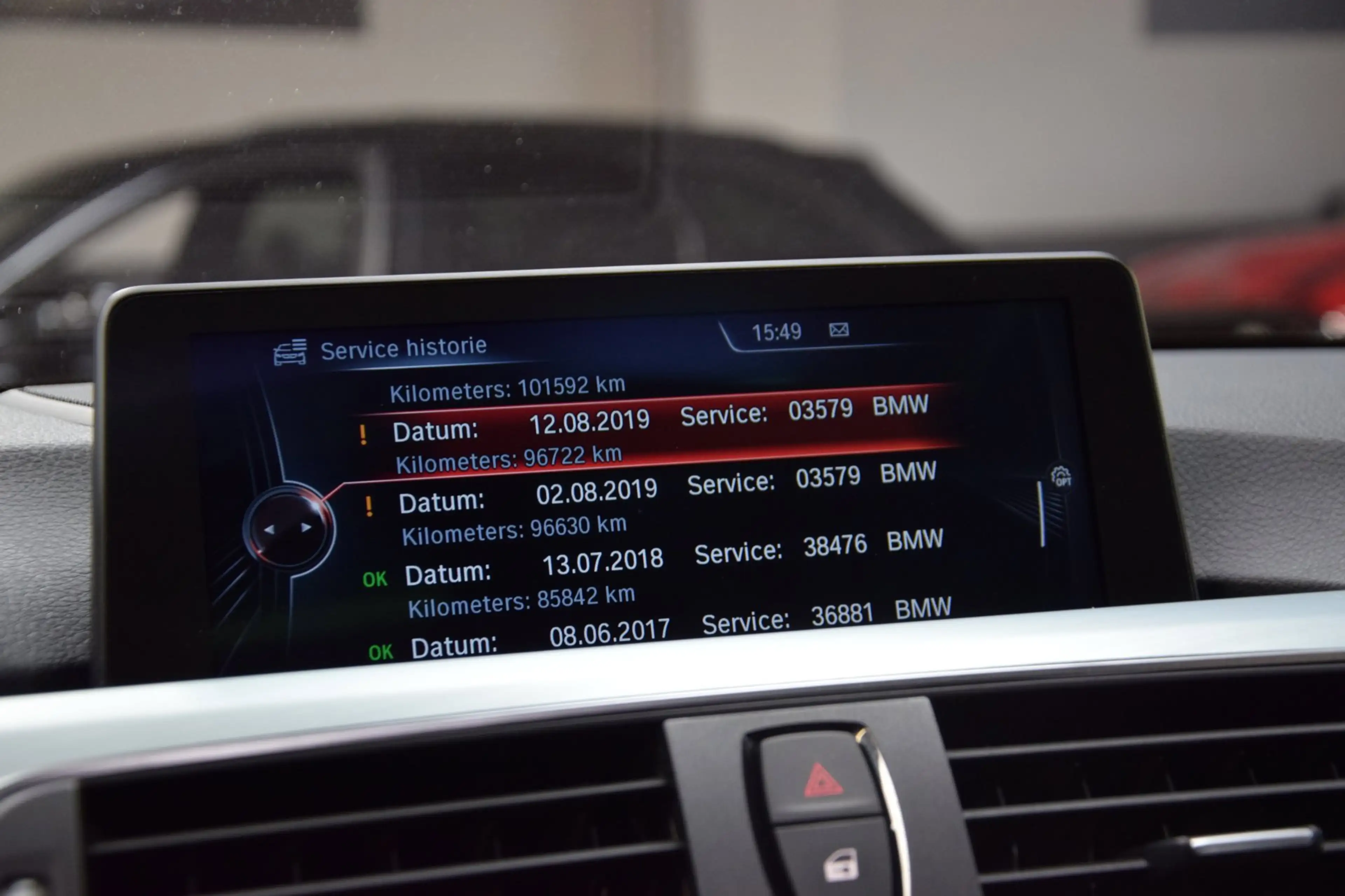 Alpina B3 BMW ALPINA BITURBO TOURING ALLRAD Panoramadak|Head — photo 47