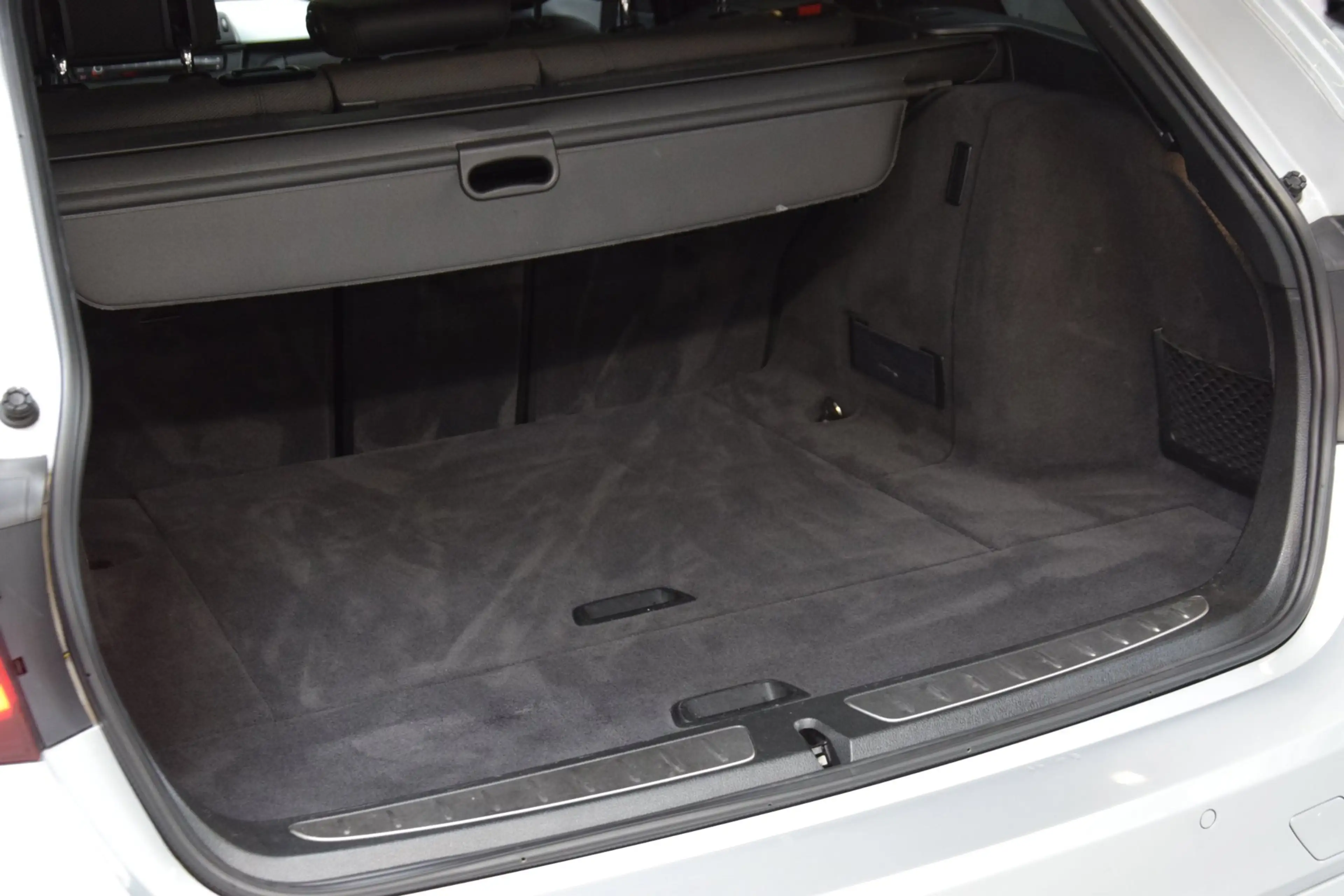 Alpina B3 BMW ALPINA BITURBO TOURING ALLRAD Panoramadak|Head — photo 40