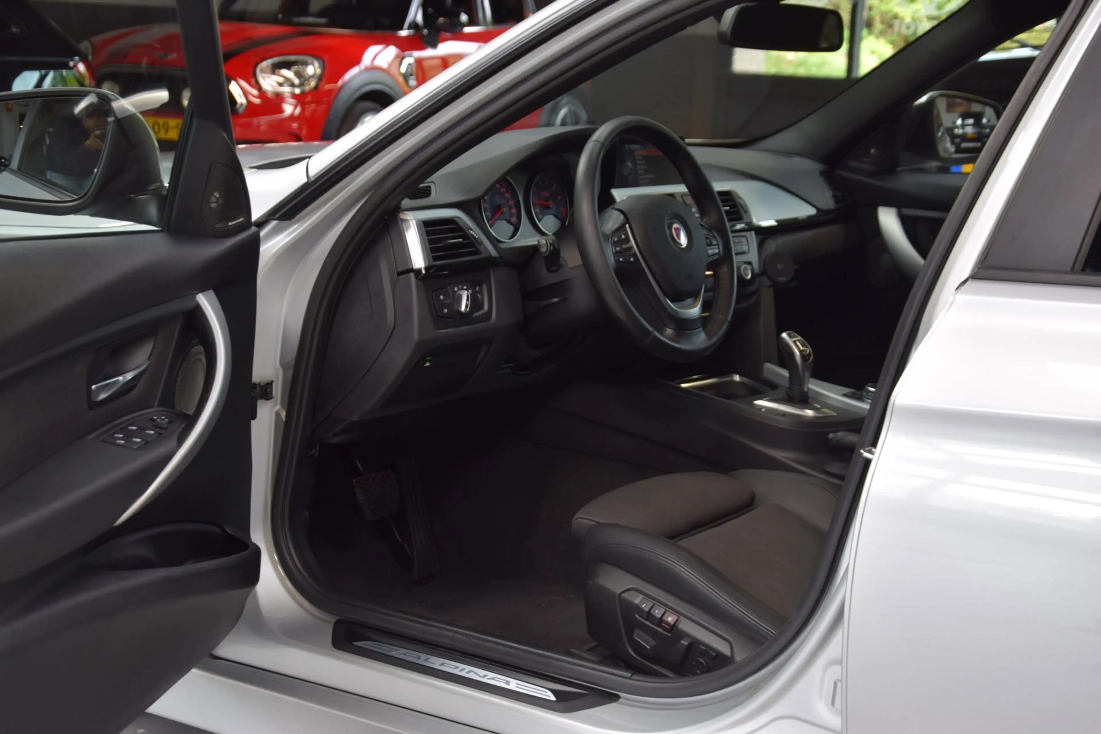 Alpina B3 BMW ALPINA BITURBO TOURING ALLRAD Panoramadak|Head — photo 5