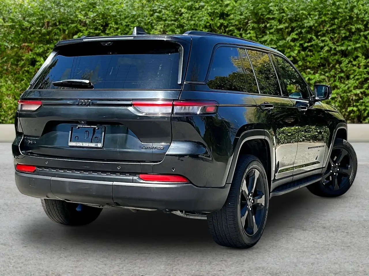Jeep Grand Cherokee photo Jeep Grand Cherokee