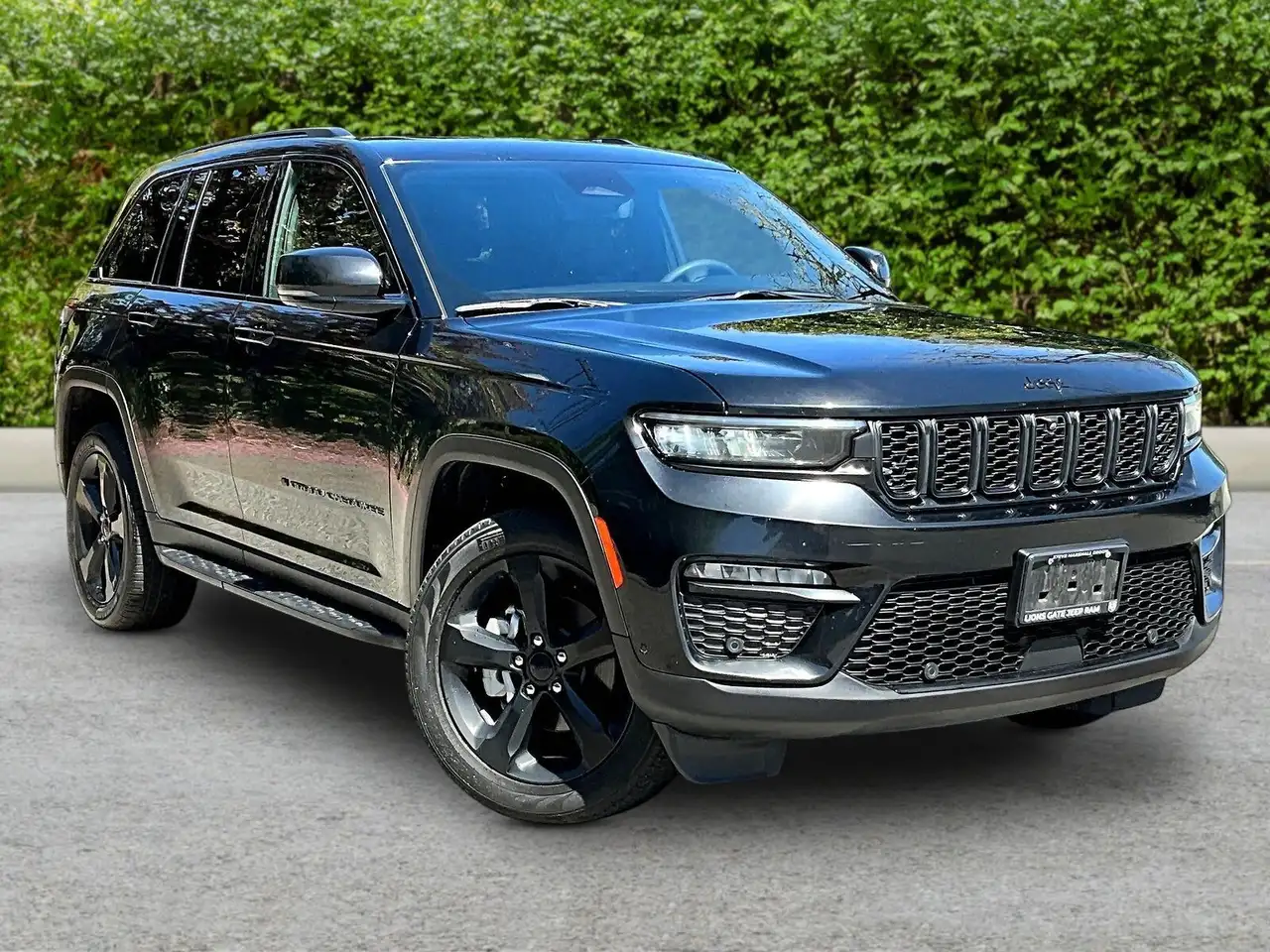 Jeep Grand Cherokee photo Jeep Grand Cherokee