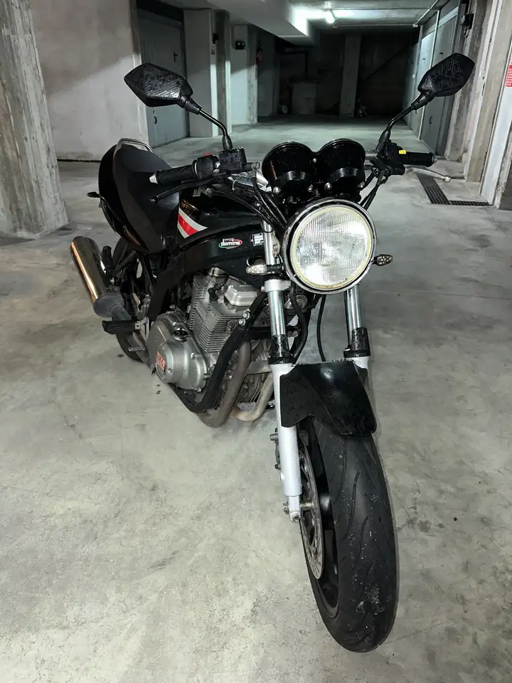 Suzuki GS 500
