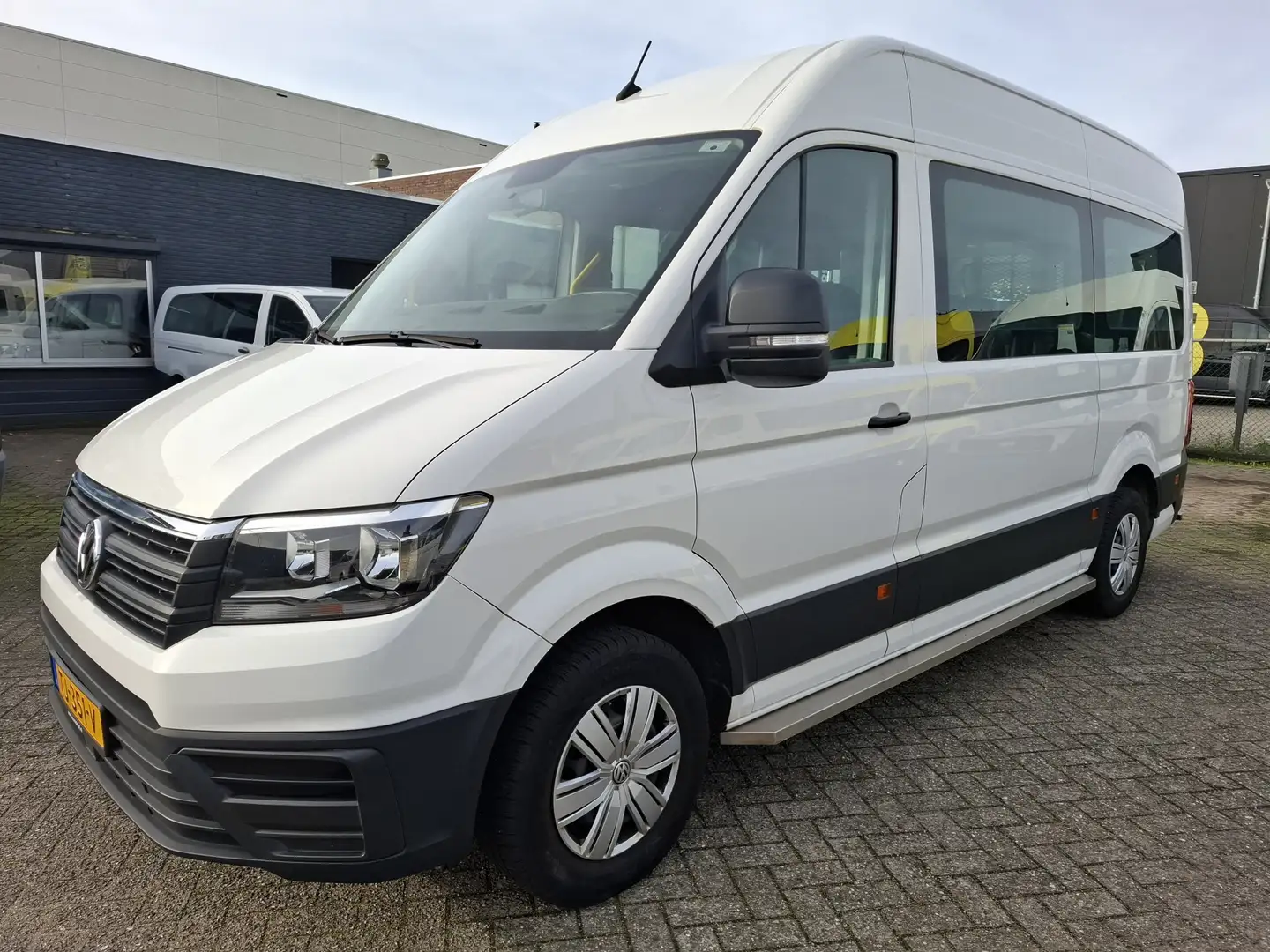 Volkswagen Crafter 2.0TDI ROLSTOELBUS 15650.- INCL BTW MOTOR KAPOT 10 Wit - 1