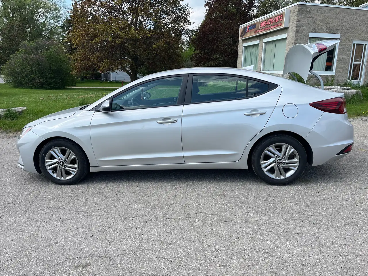 Hyundai ELANTRA снимка Hyundai ELANTRA