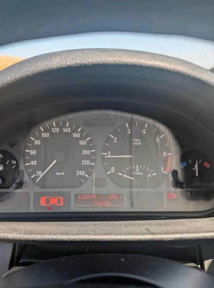 BMW 318 E46 318i M43 Limousine, foto 1
