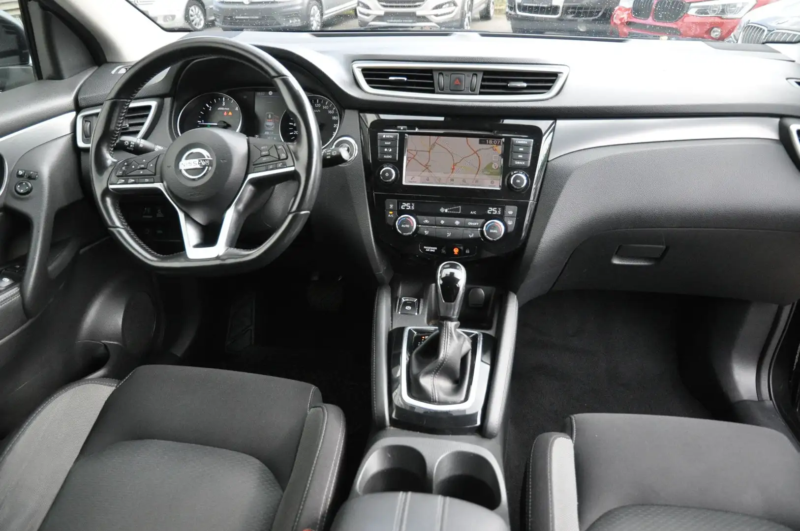 Nissan Qashqai 1.7 dCi Xtronic ALL-MODE 4x4i N-CONNECTA Noir - 2