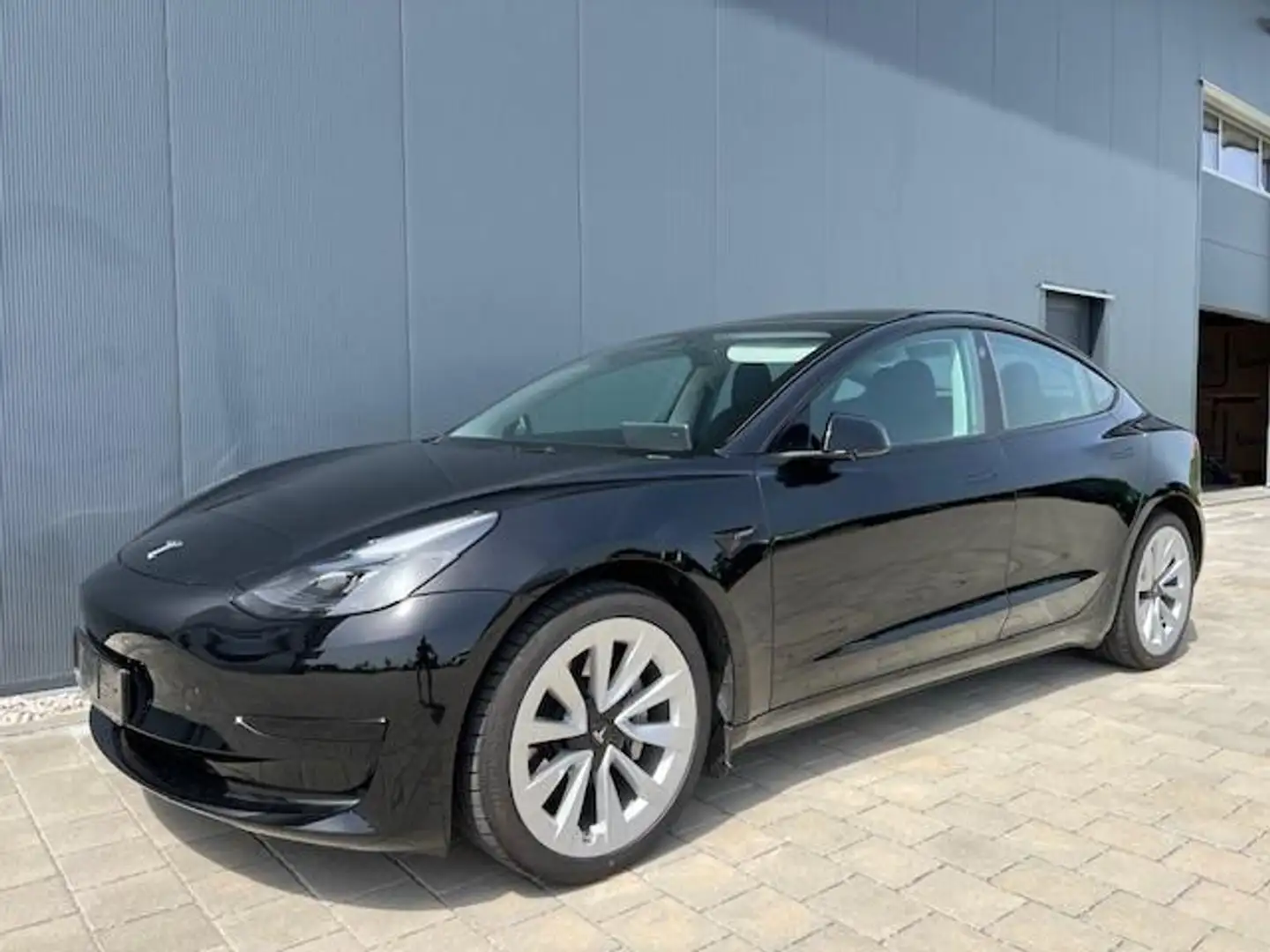 Tesla Model 3 Standard Range Plus RWD Dt. Modell TOP Schwarz - 2