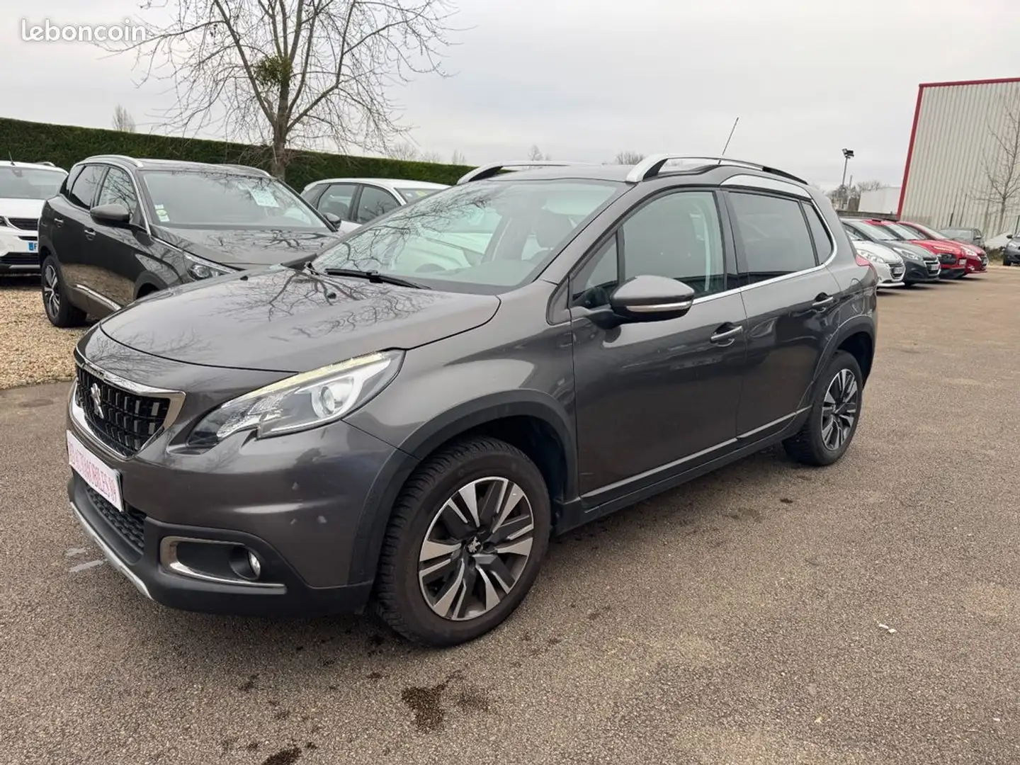 Peugeot 2008 1.2 PTEC 110 Allure EAT6 Gris - 1
