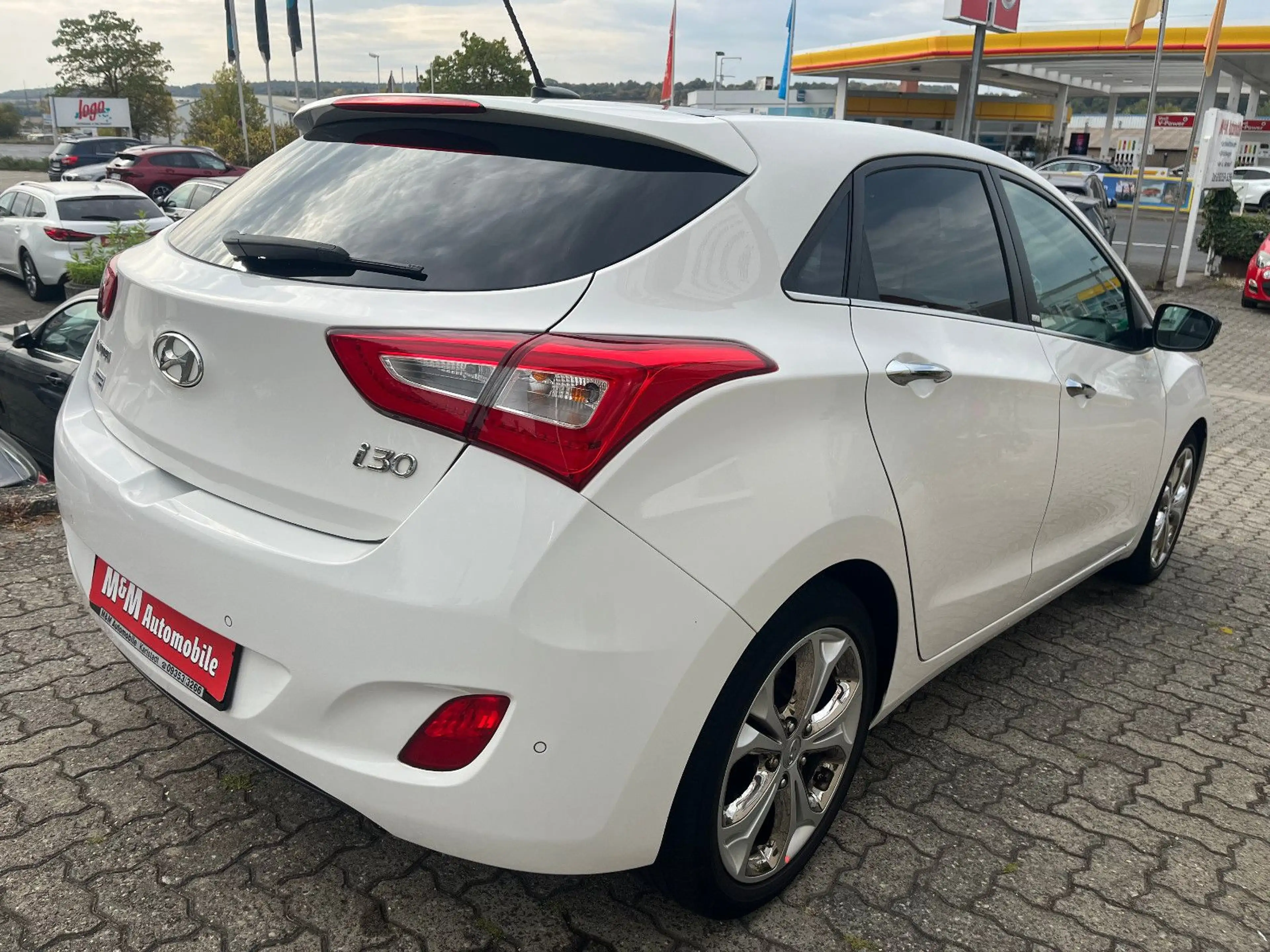 Hyundai i30 1.6i FIFA World Cup PANO+CAM+NAVI+LED+17"Alu — photo 6