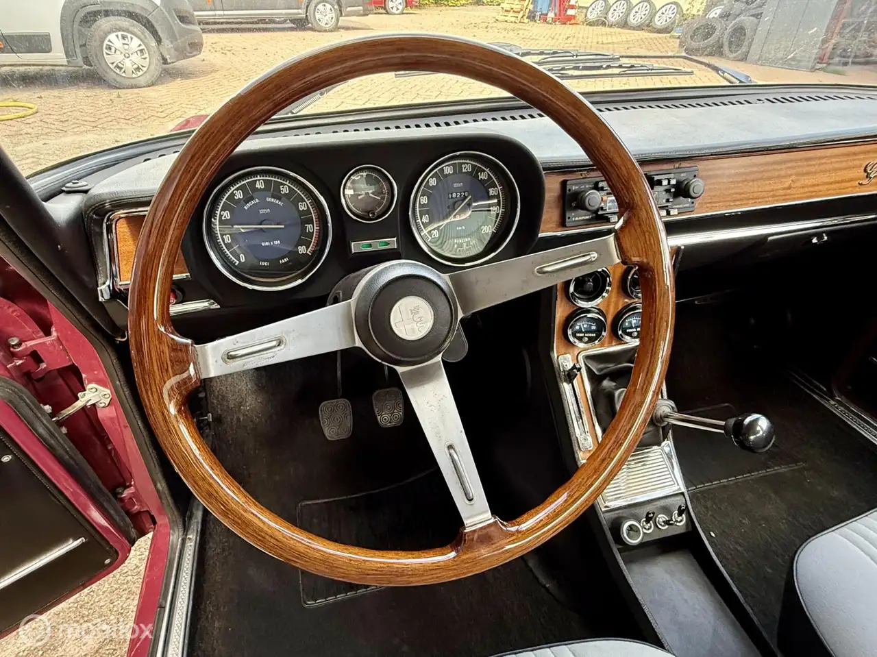 Alfa Romeo Giulia 1300 Nuova Super Nooit gelast! 18.000 km !!!, foto 12