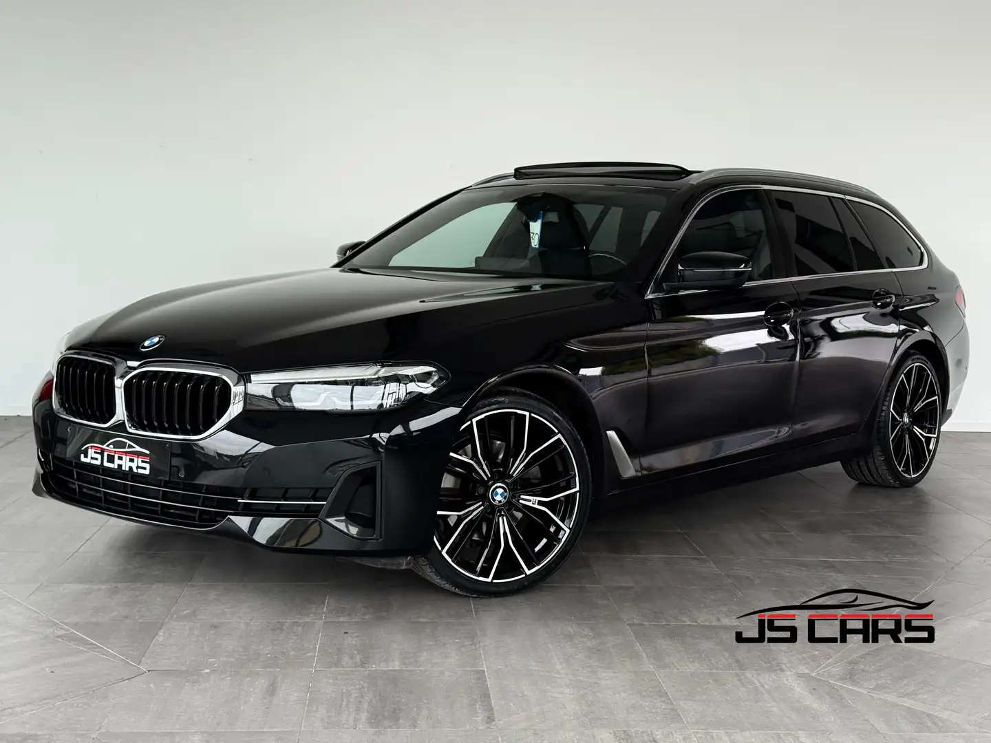 BMW 518 dA Touring-1ERPRO-COCKPIT-T.O-CARPLAY-CUIR-CAMERA Noir - 1