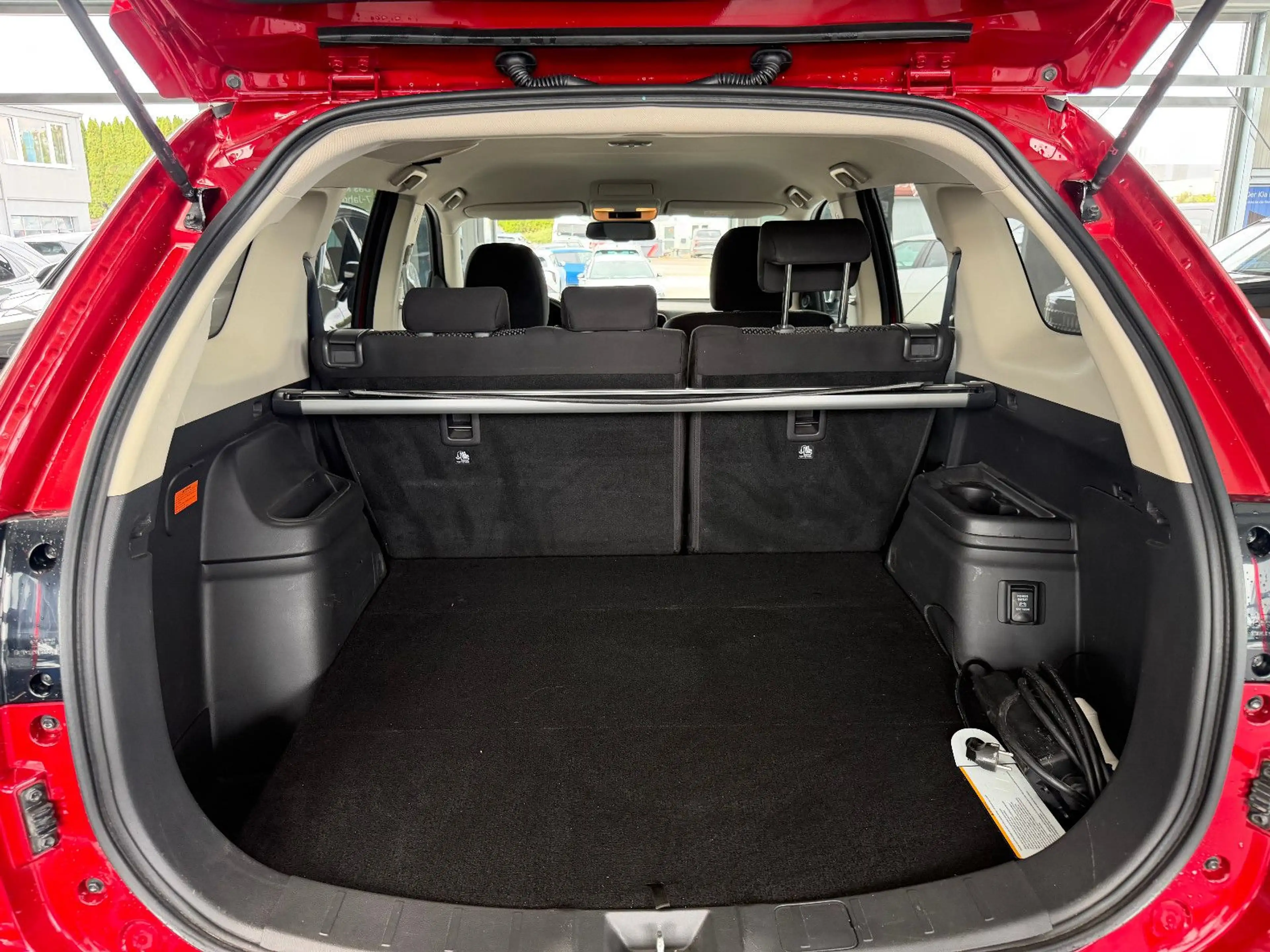 Mitsubishi Outlander Outlander Plug-in Hybrid BASIS 2.4 MIV — photo 13