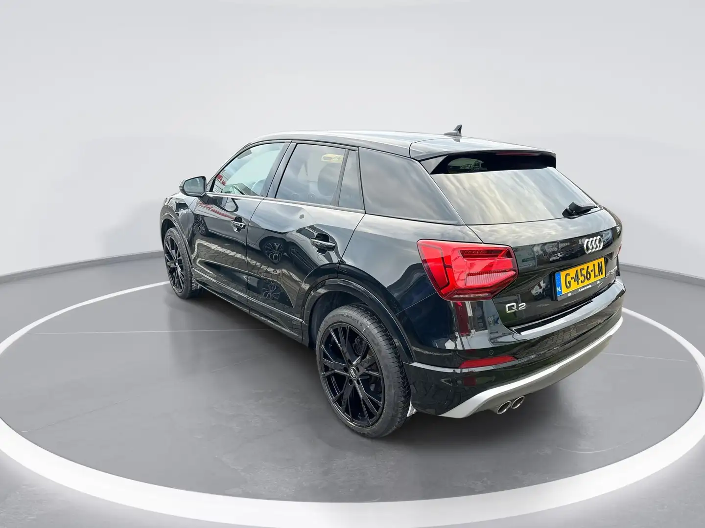 Audi Q2 35 TFSI 150pk S-tronic S Edition · Navigatie · P-S Noir - 2