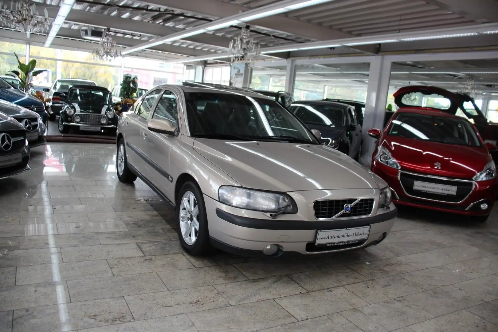 Volvo S60 2.4 Grau - 2