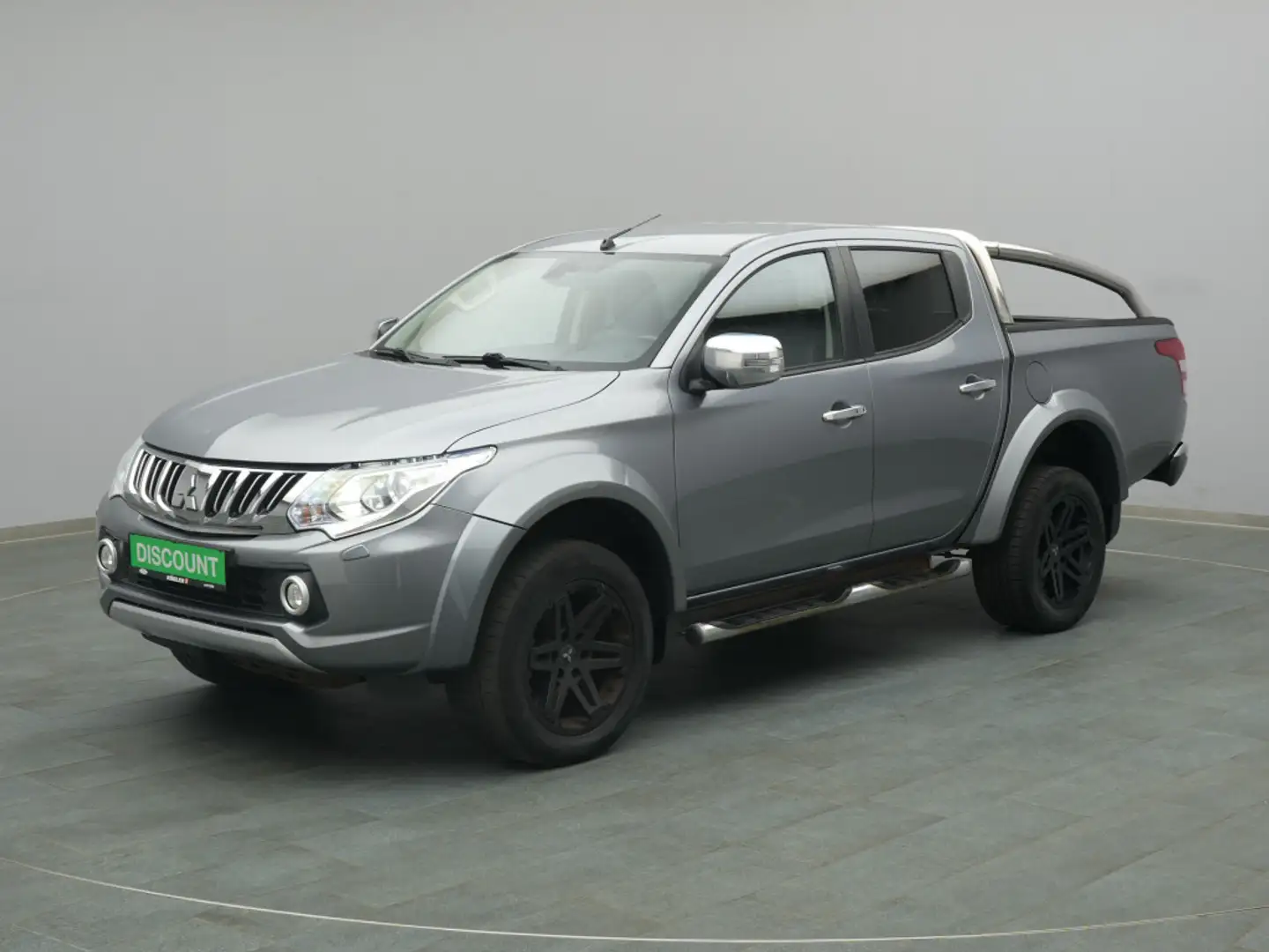 Mitsubishi L200 Gris - 2