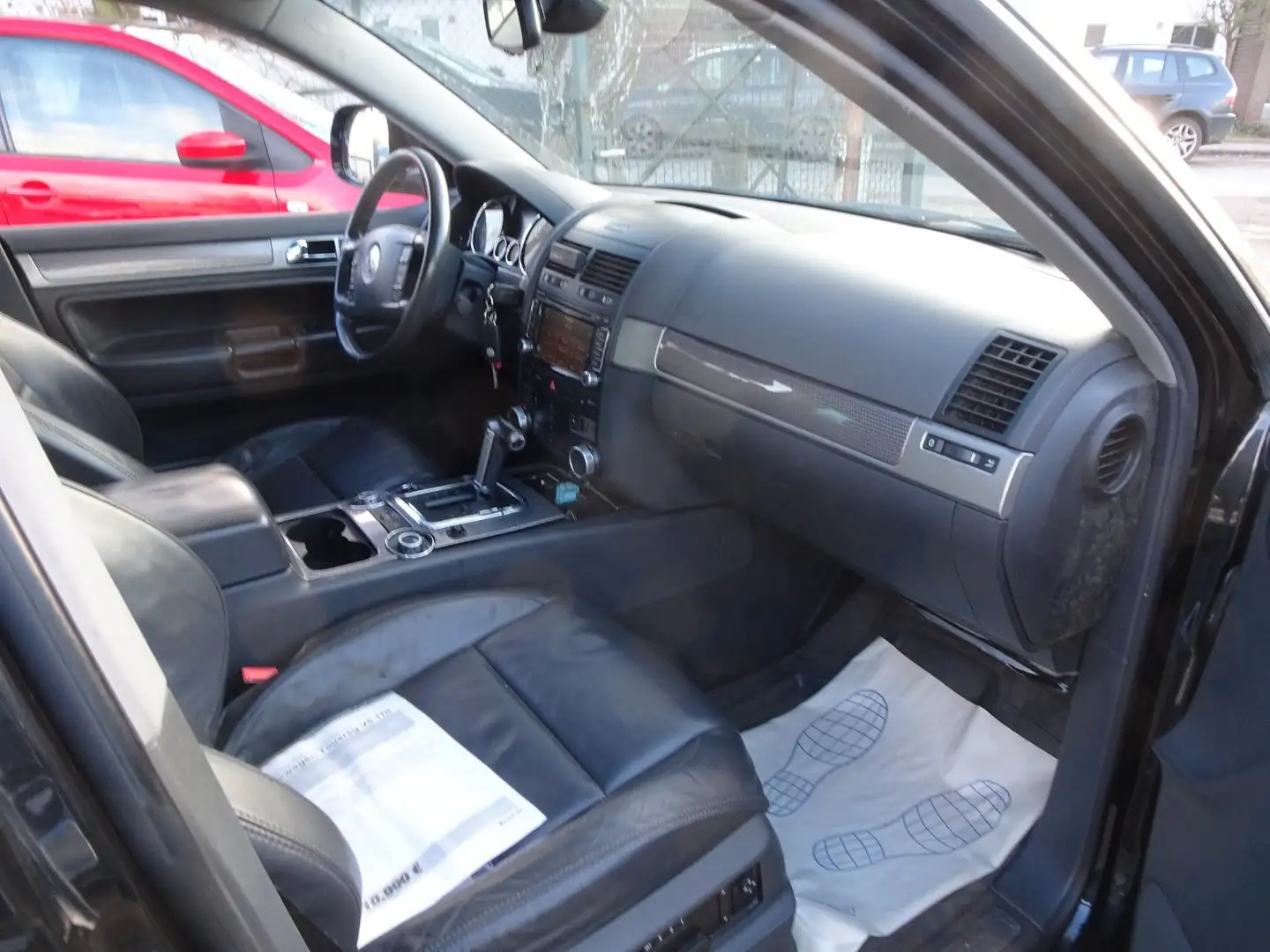 Volkswagen Touareg V6 TDI Siyah - 2