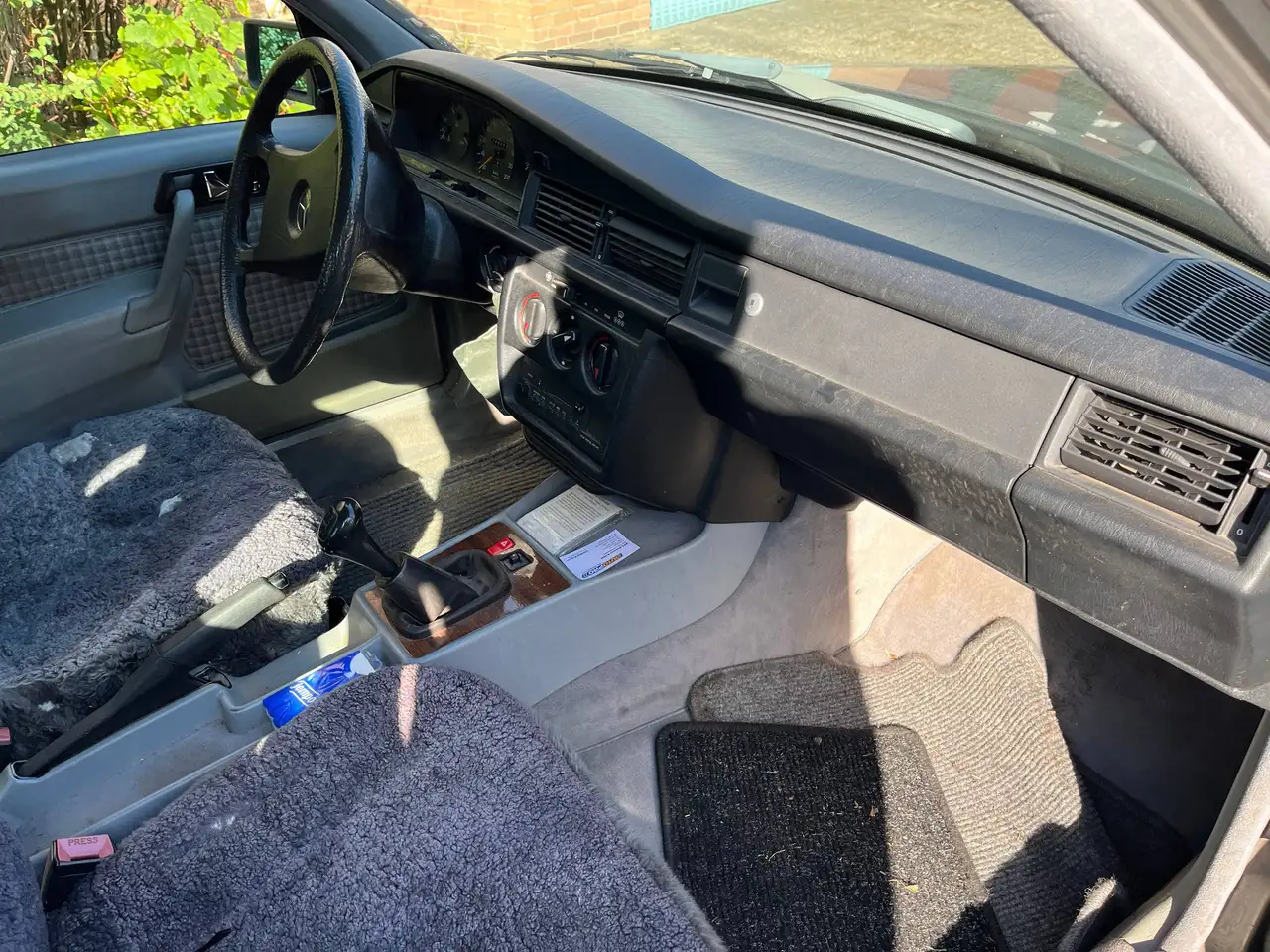 Mercedes-Benz 190 E 1.8, foto 6