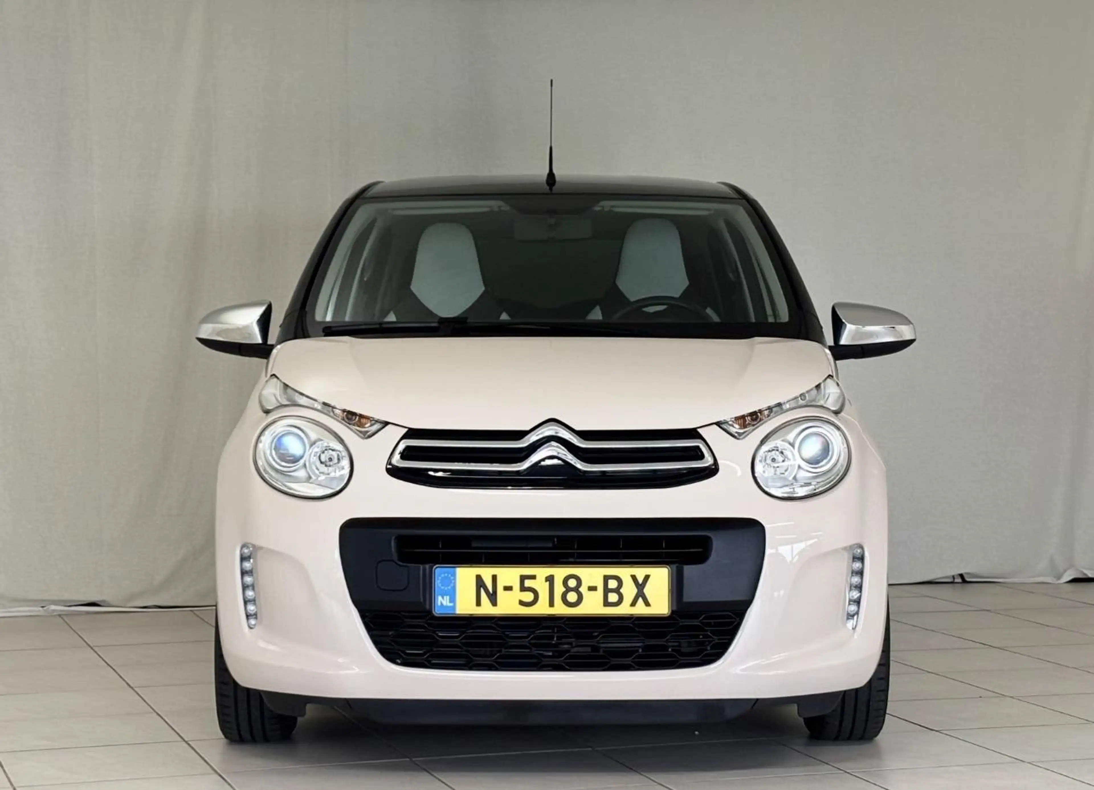 Citroen C1 1.0 VTi Feel | Apple-Android | Airco | Parkeercame — photo 4