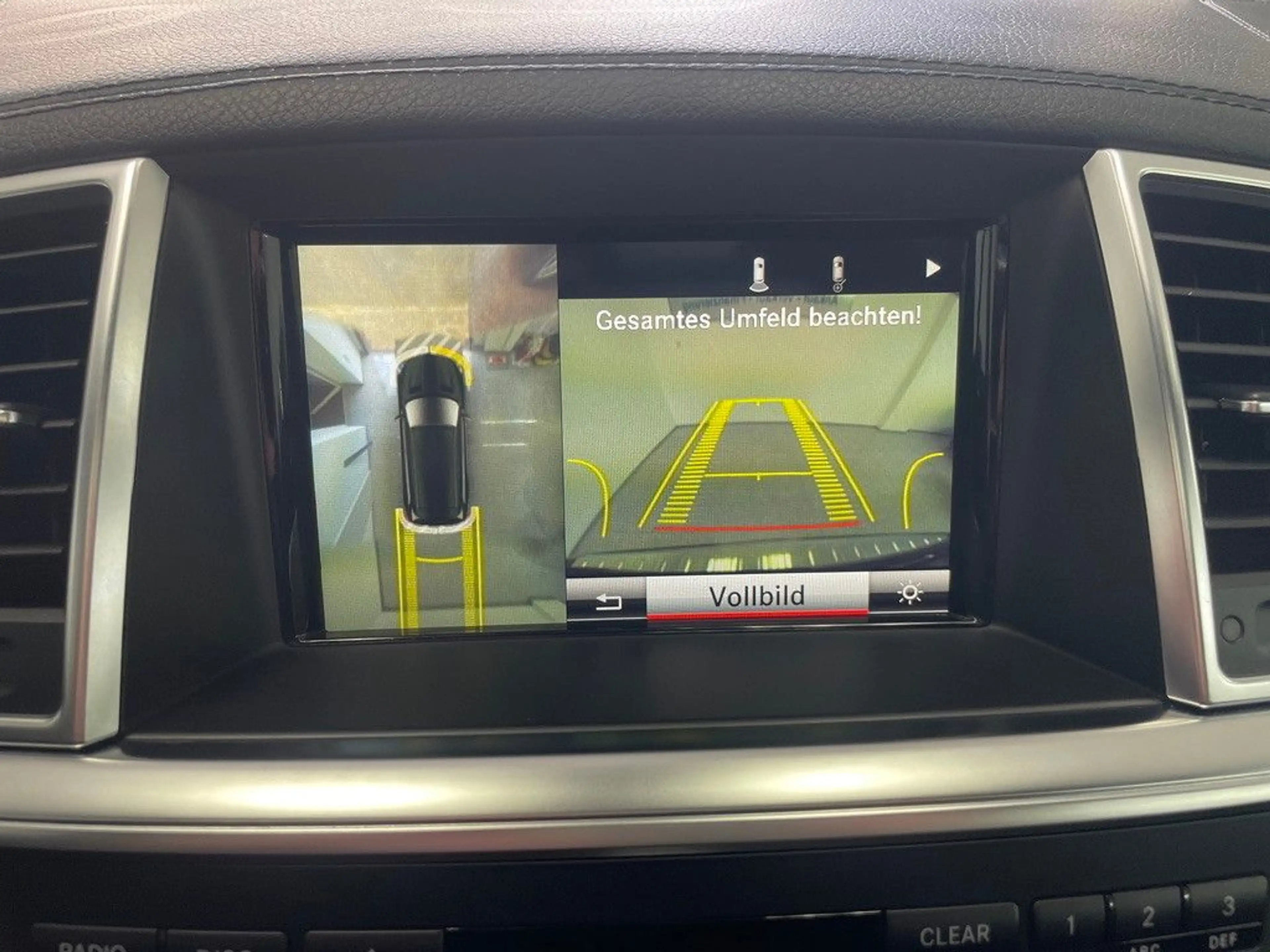 Mercedes-Benz GL 350 BlueTEC 4MATIC/ Vollausstattung/ AMG Line — photo 14