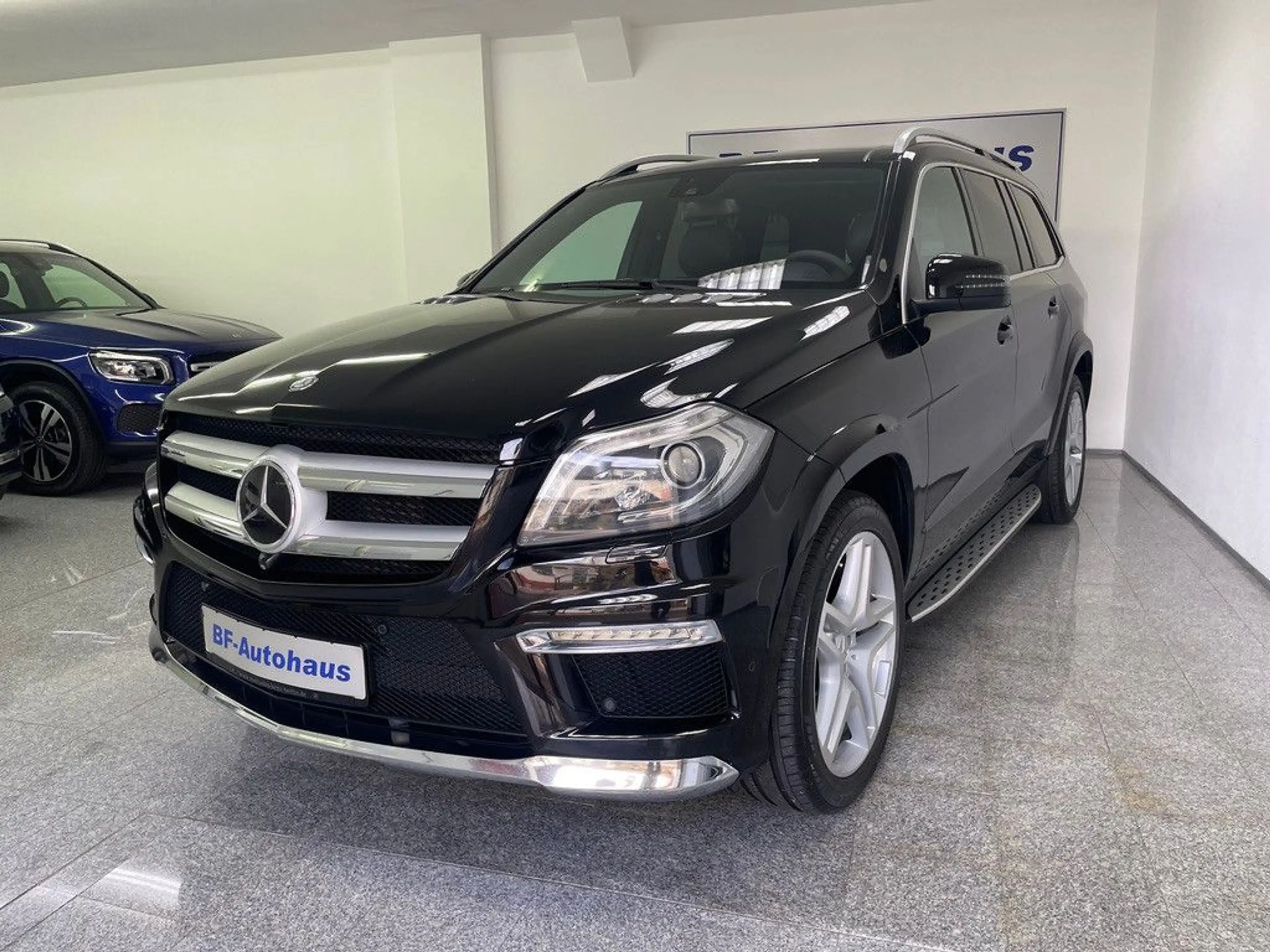 Mercedes-Benz GL 350 BlueTEC 4MATIC/ Vollausstattung/ AMG Line