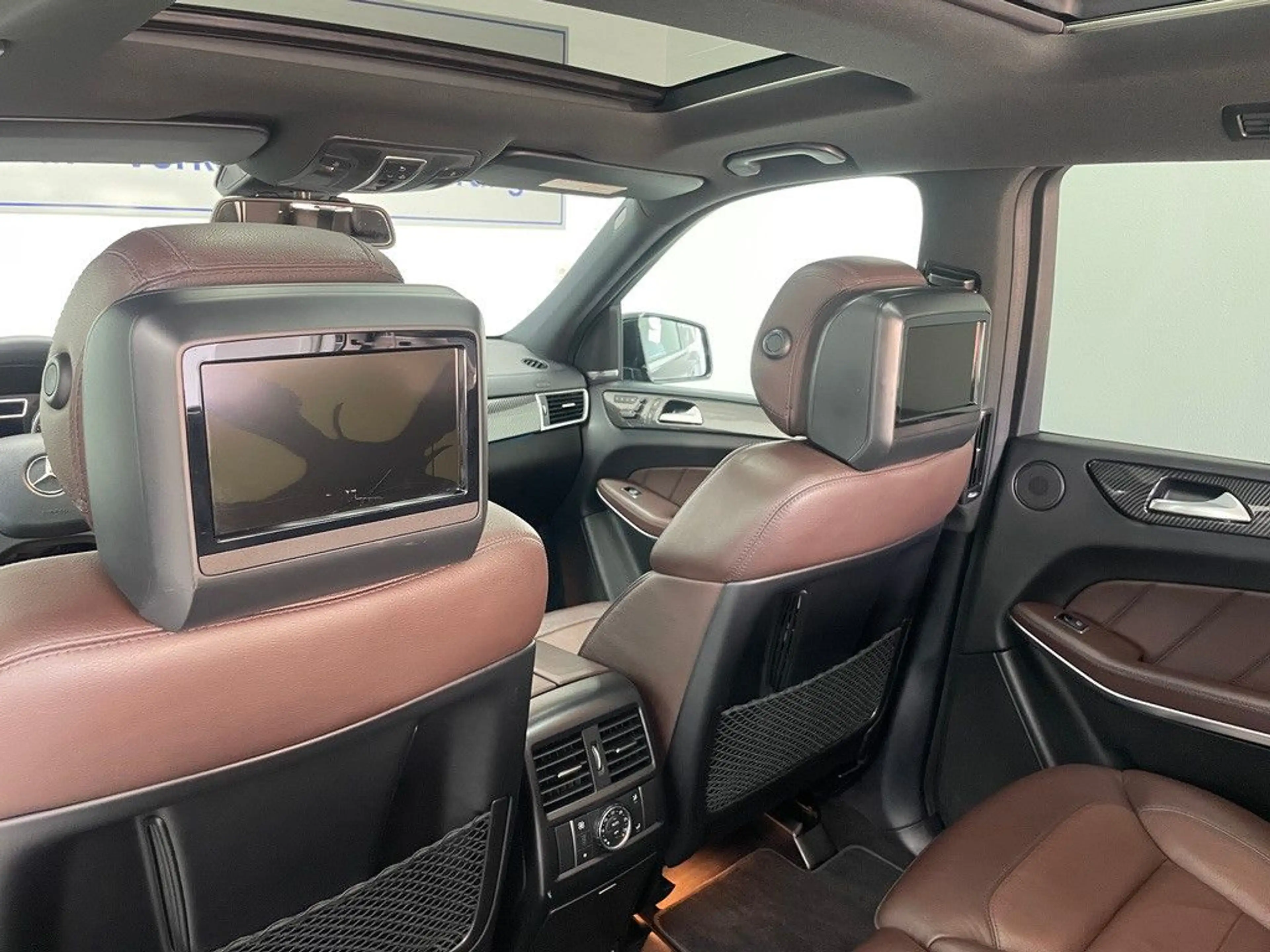 Mercedes-Benz GL 350 BlueTEC 4MATIC/ Vollausstattung/ AMG Line — photo 15