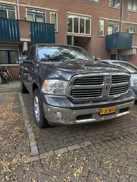 Dodge RAM 2016 из Европы — купить под ключ